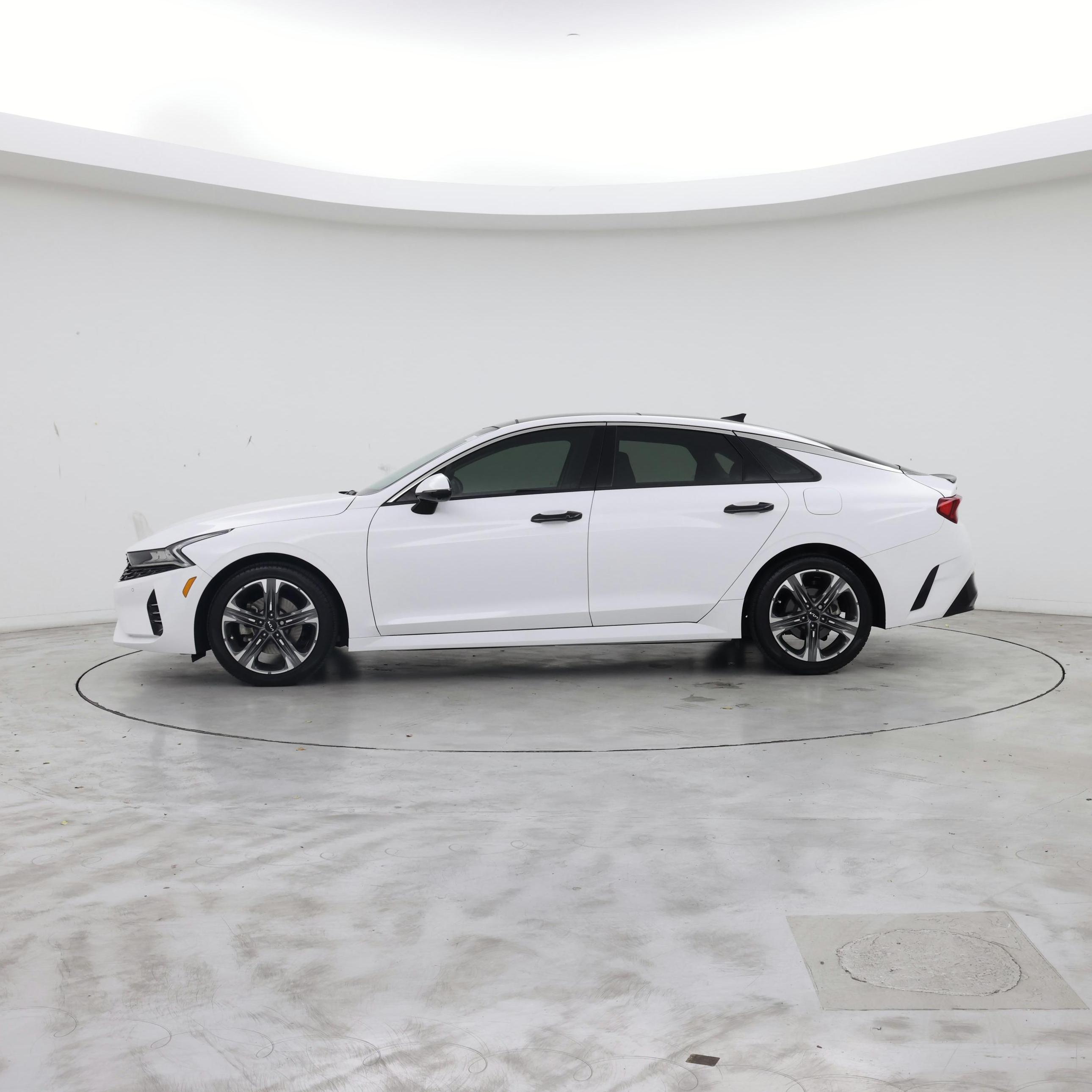 Thumbnail: 2022 Kia K5 - 3