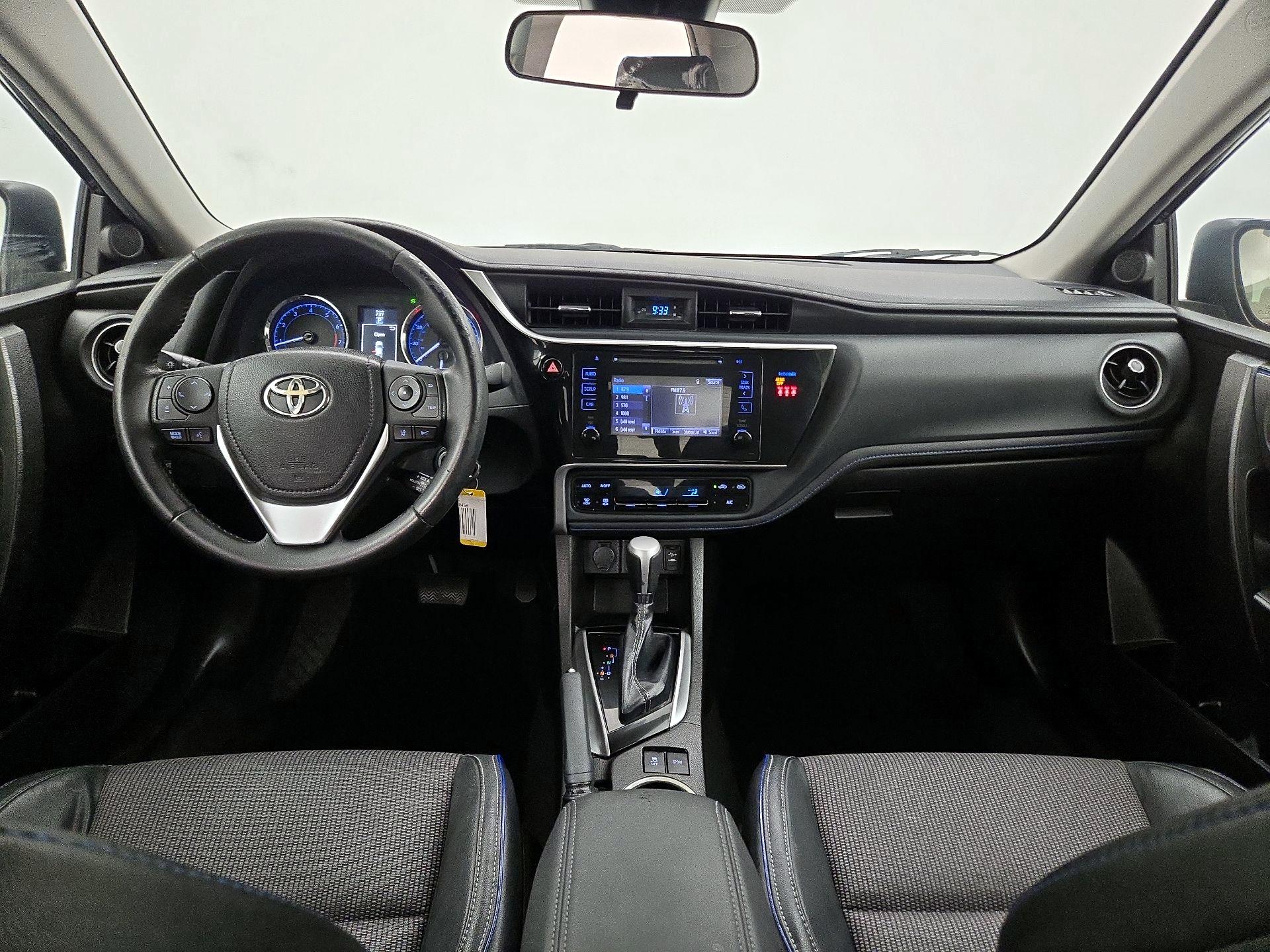 Thumbnail: 2018 Toyota Corolla - 9