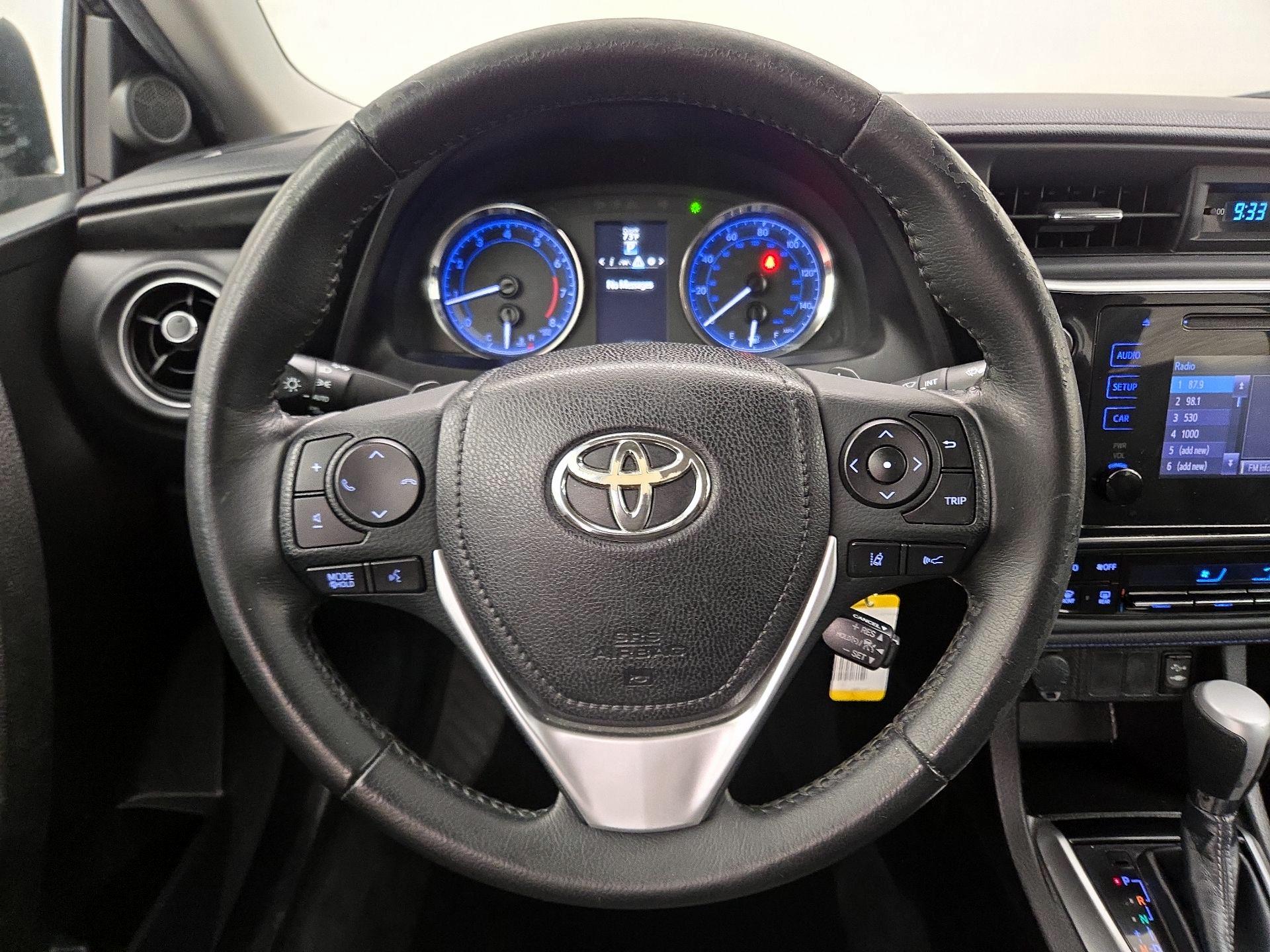 Thumbnail: 2018 Toyota Corolla - 10