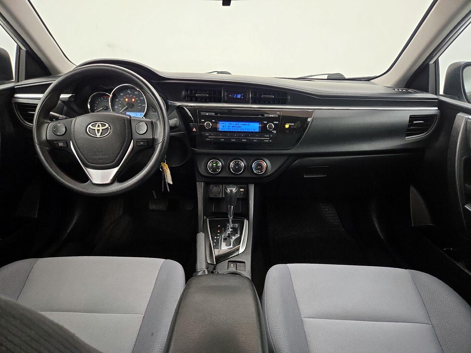 Thumbnail: 2015 Toyota Corolla - 9
