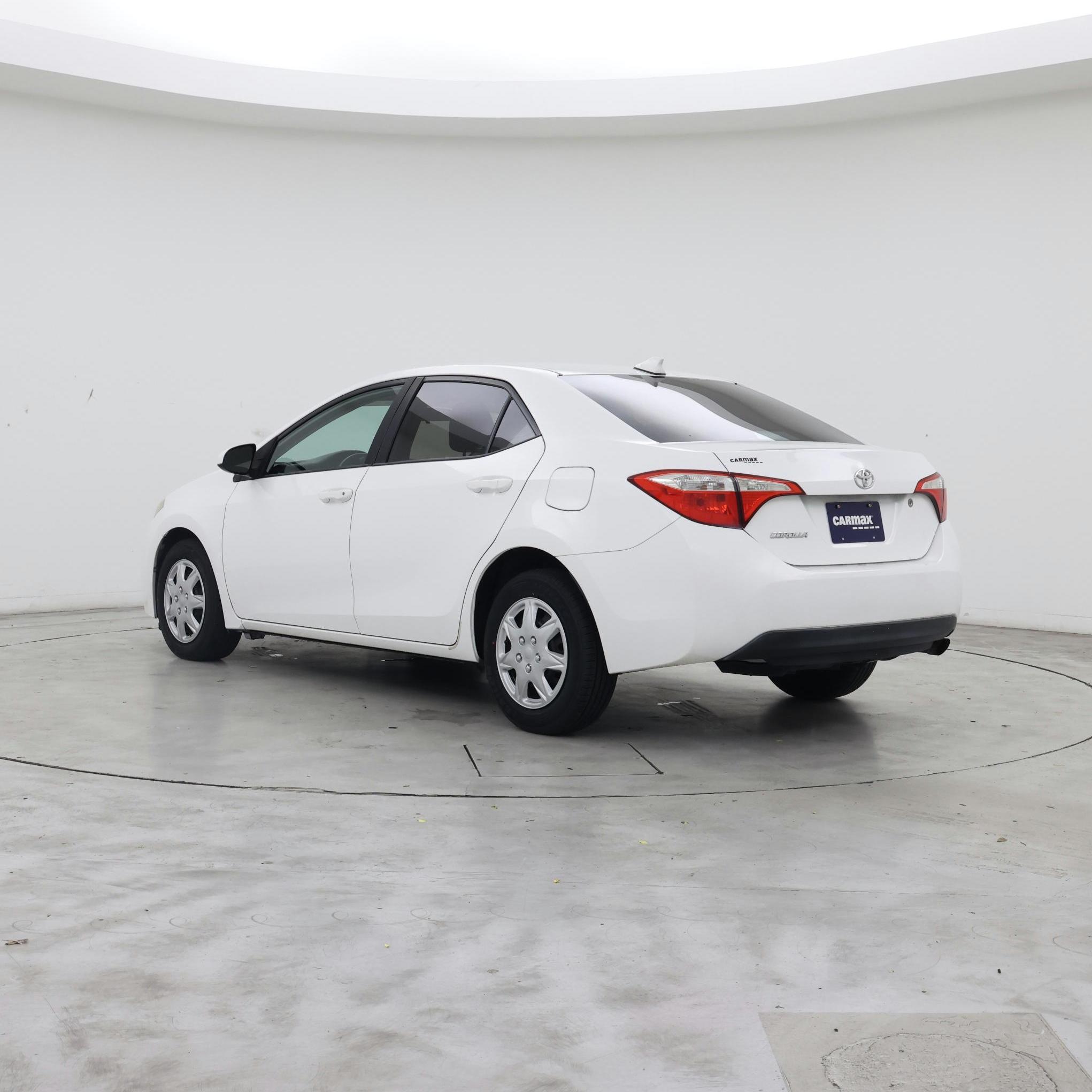 Thumbnail: 2015 Toyota Corolla - 2