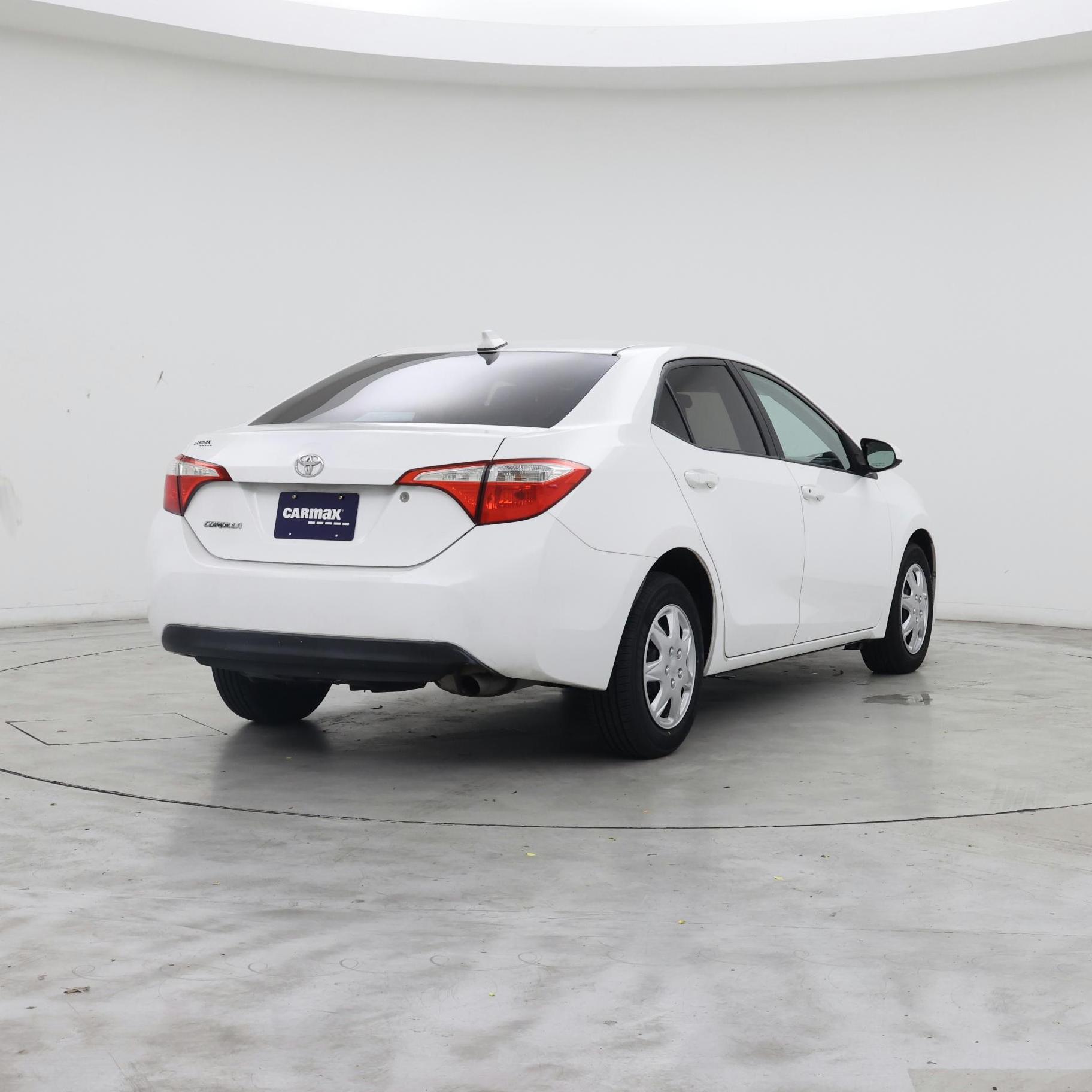 Thumbnail: 2015 Toyota Corolla - 8