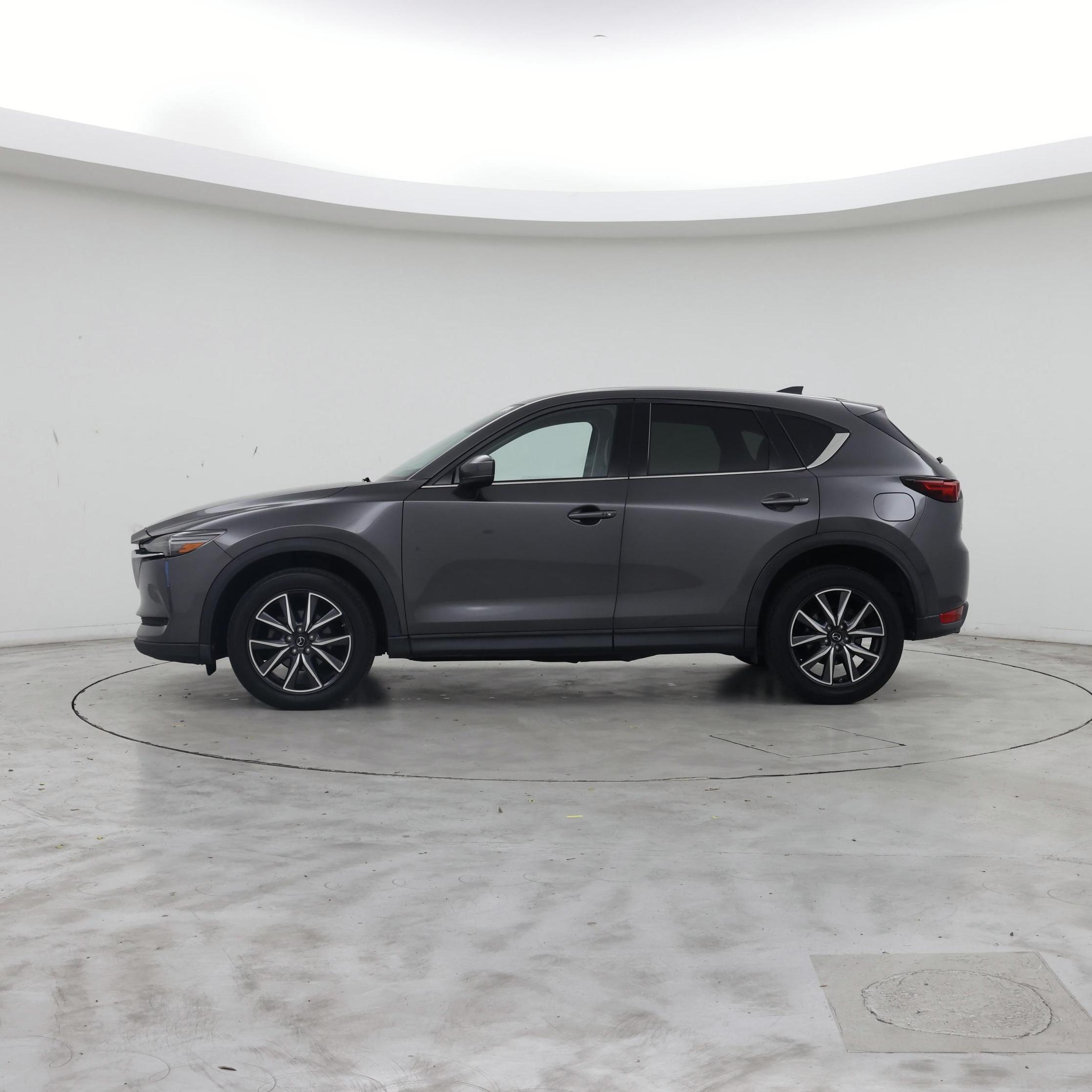 Thumbnail: 2018 Mazda CX-5 - 3