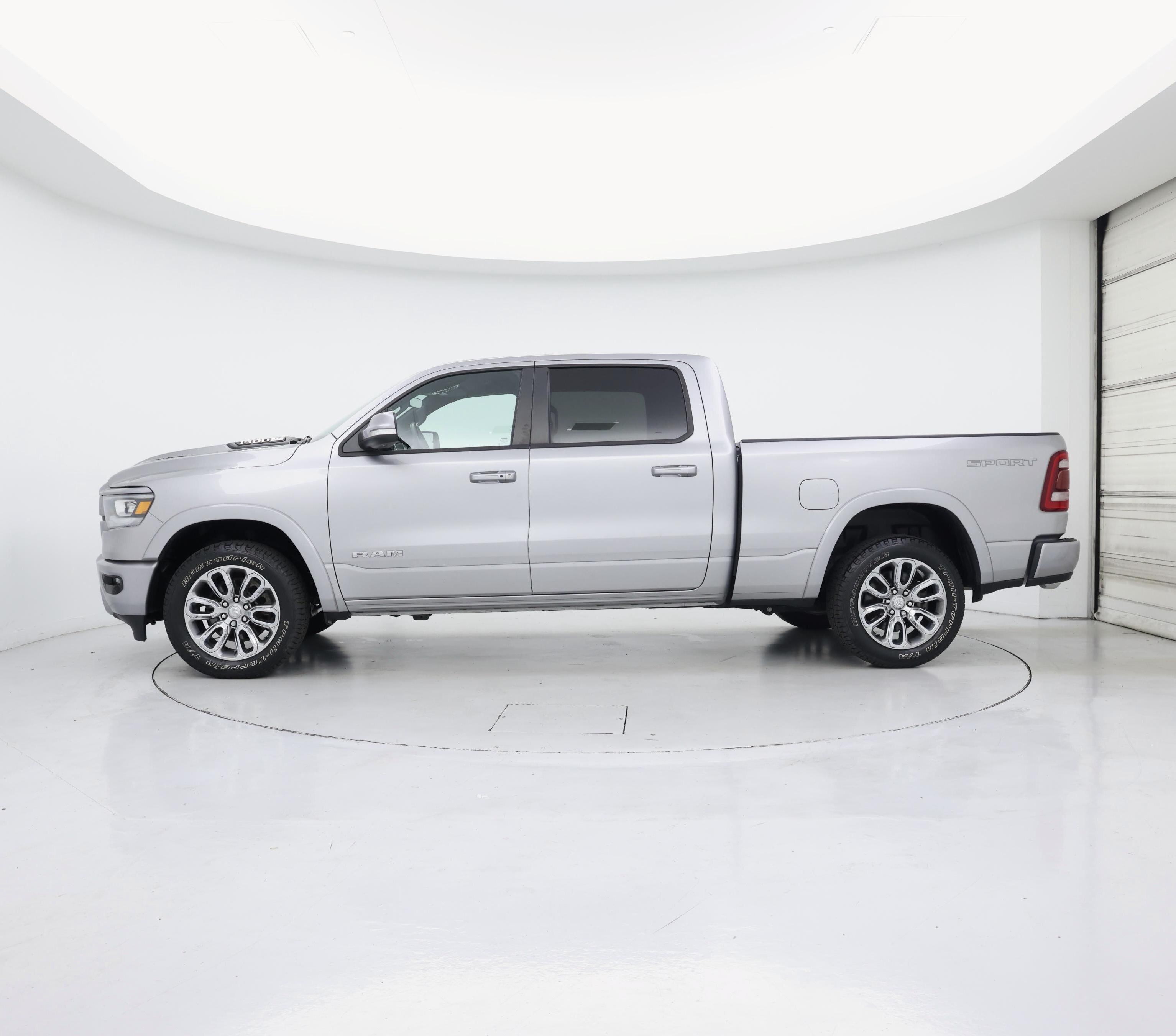 Thumbnail: 2022 RAM 1500 - 3