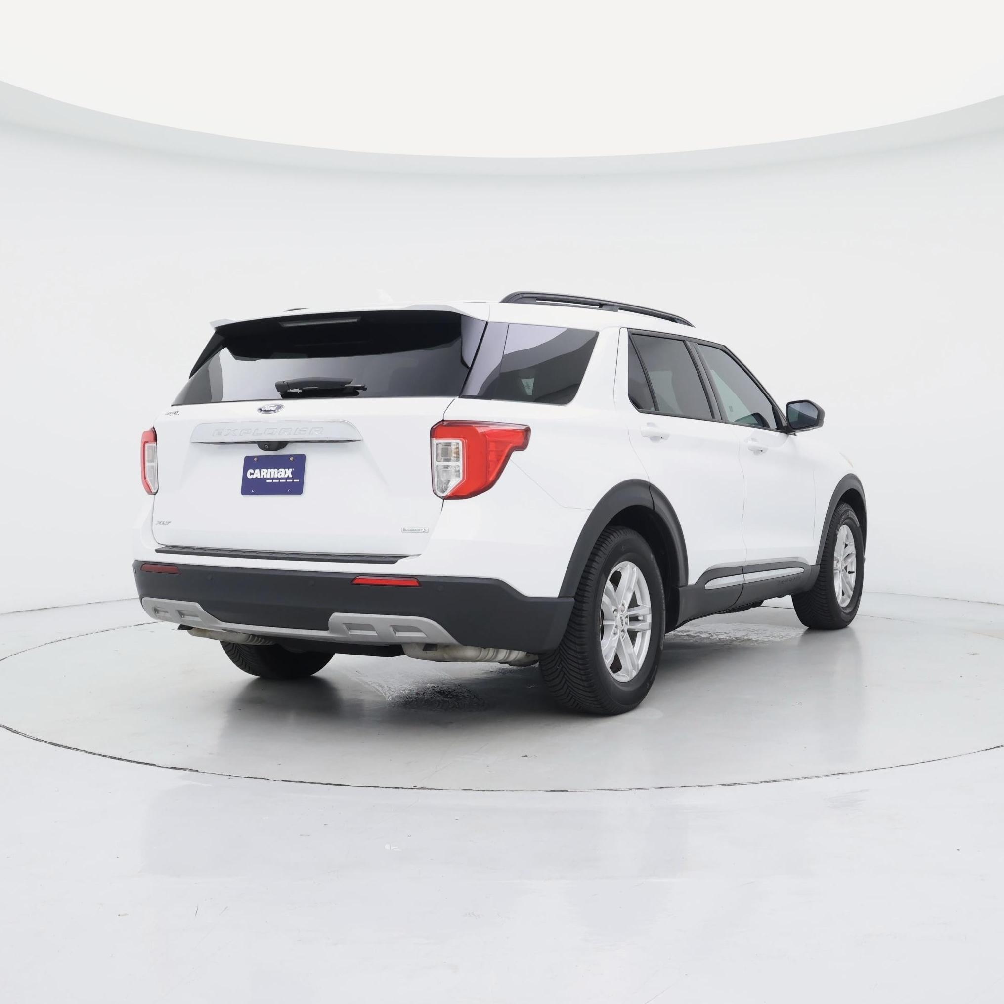Thumbnail: 2020 Ford Explorer - 8