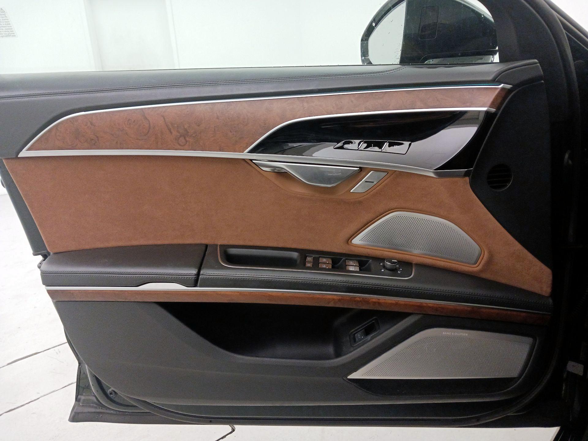 Thumbnail: 2020 Audi A8 - 12