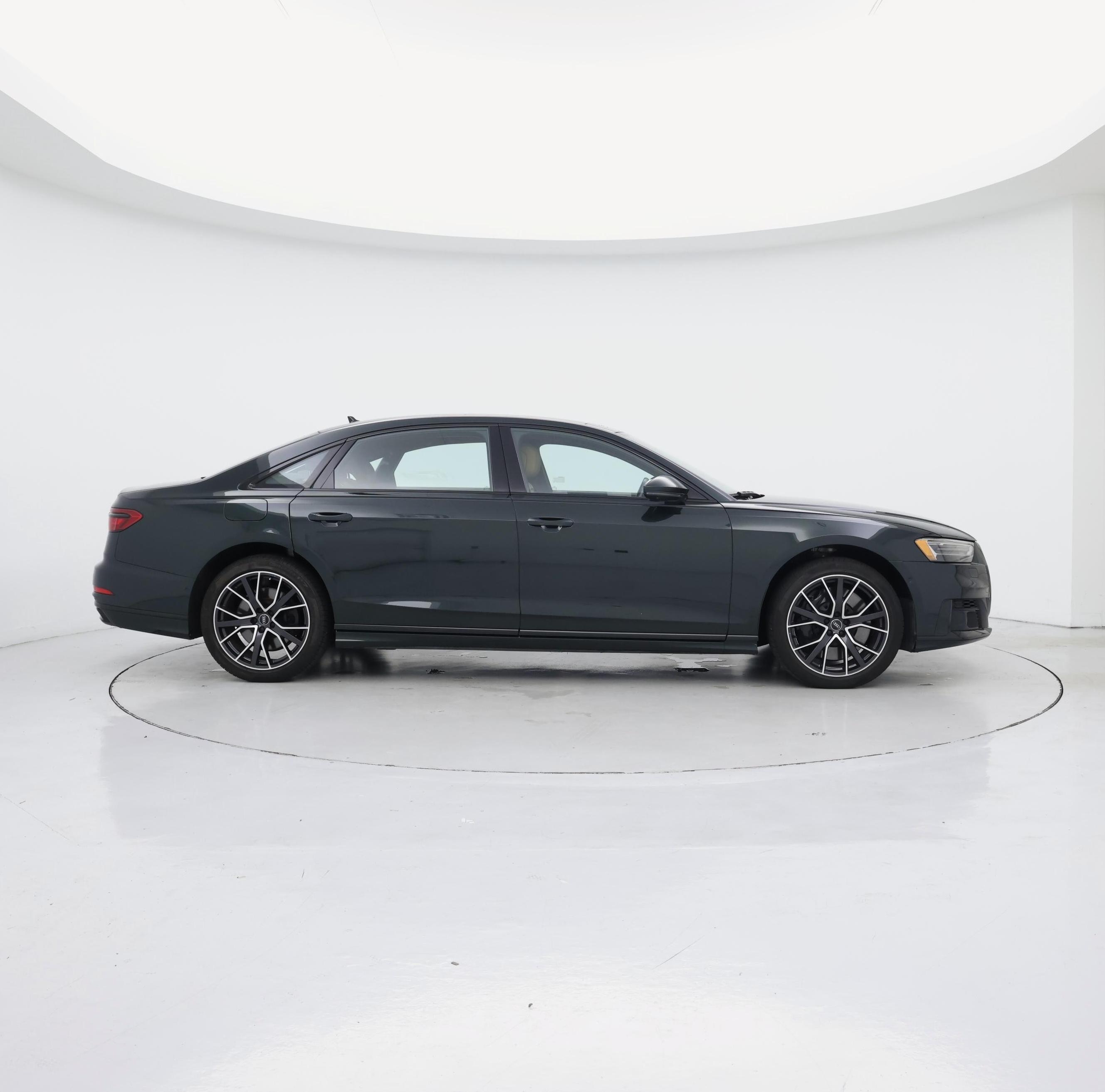 Thumbnail: 2020 Audi A8 - 7
