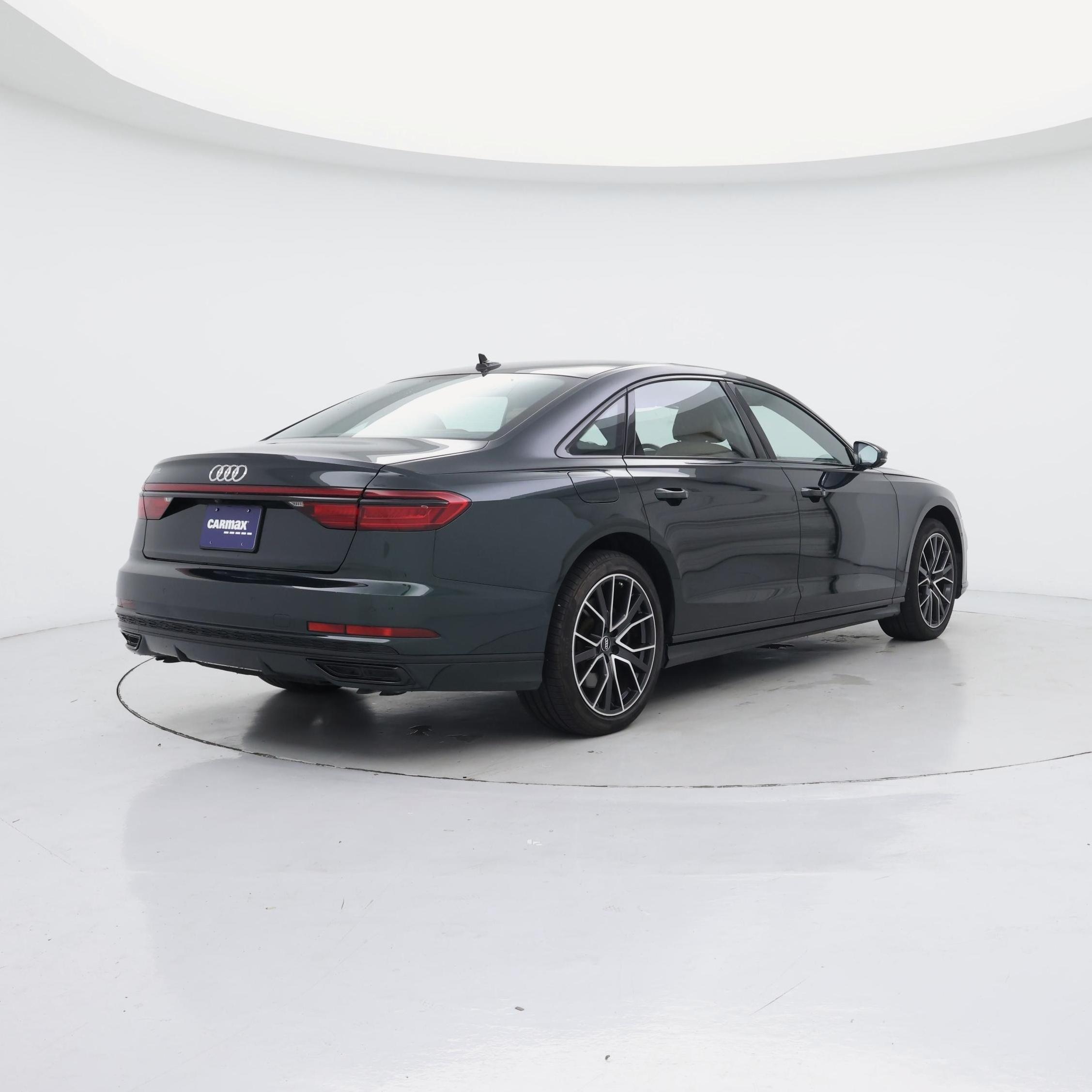 Thumbnail: 2020 Audi A8 - 8