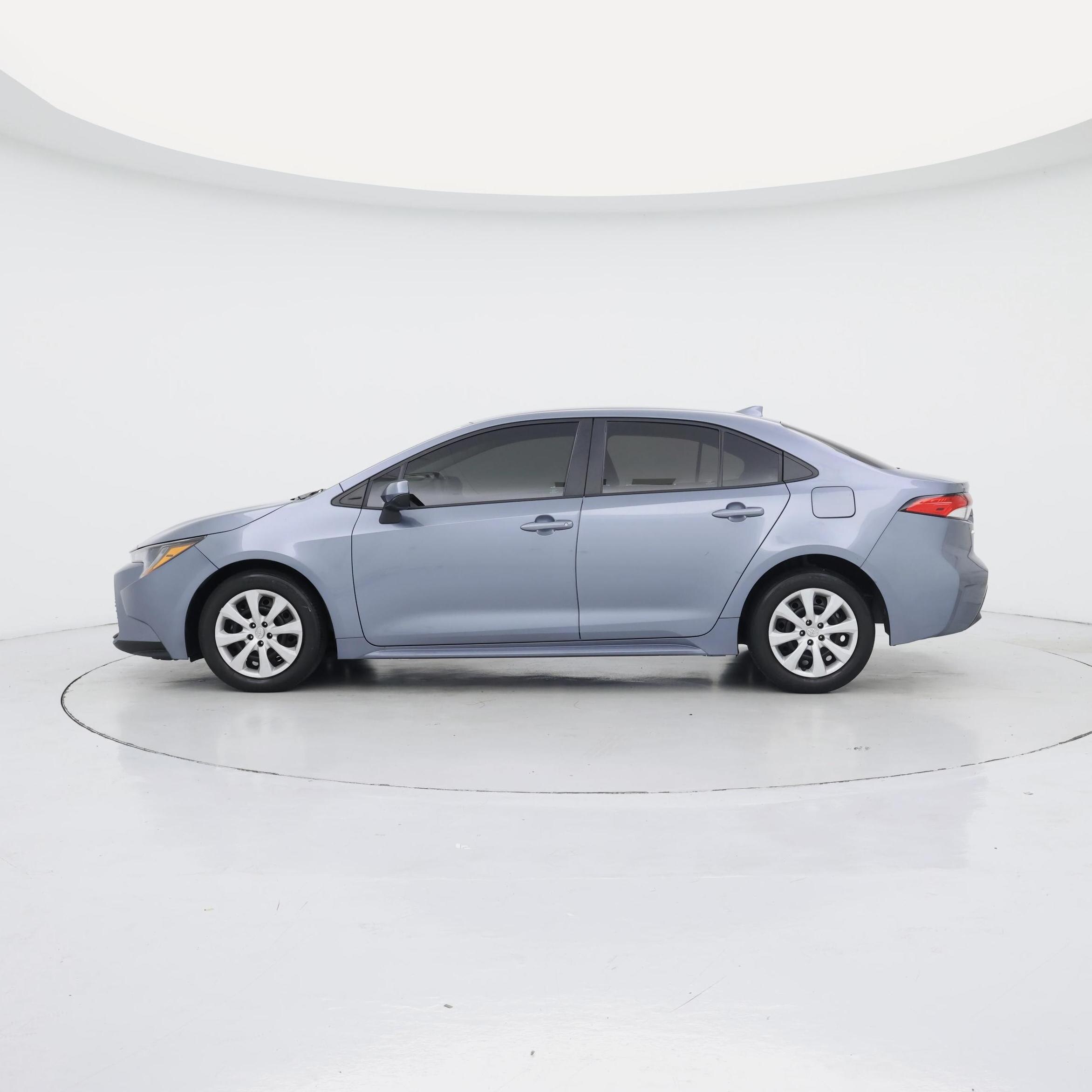 Thumbnail: 2023 Toyota Corolla - 3