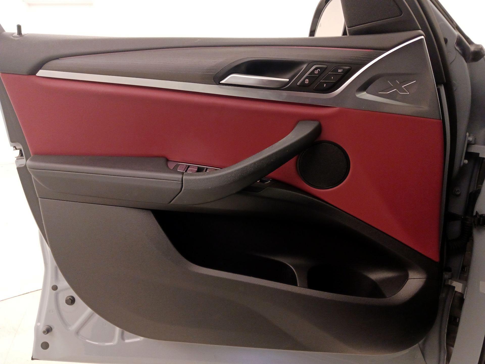 Thumbnail: 2022 BMW X3 - 12