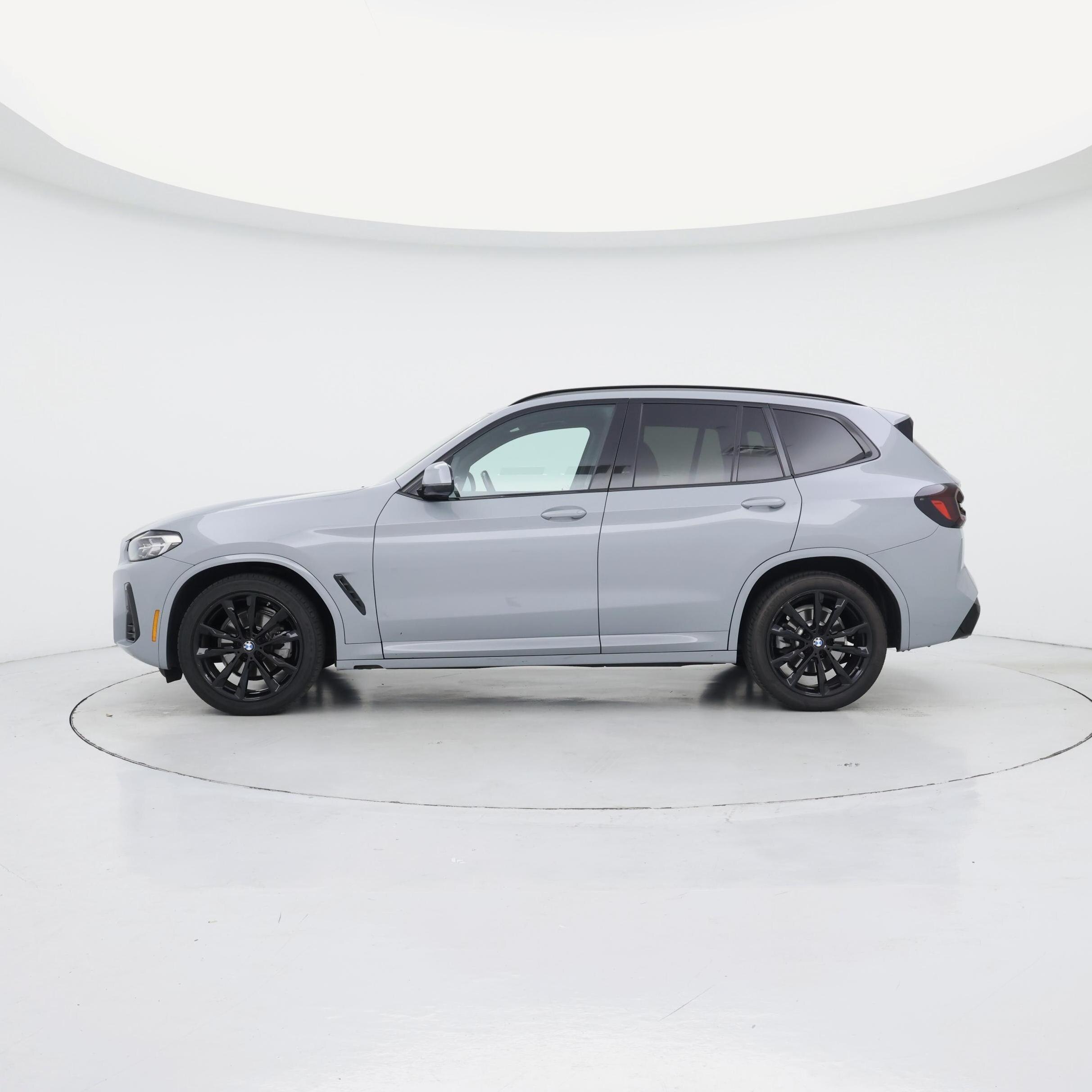 Thumbnail: 2022 BMW X3 - 3