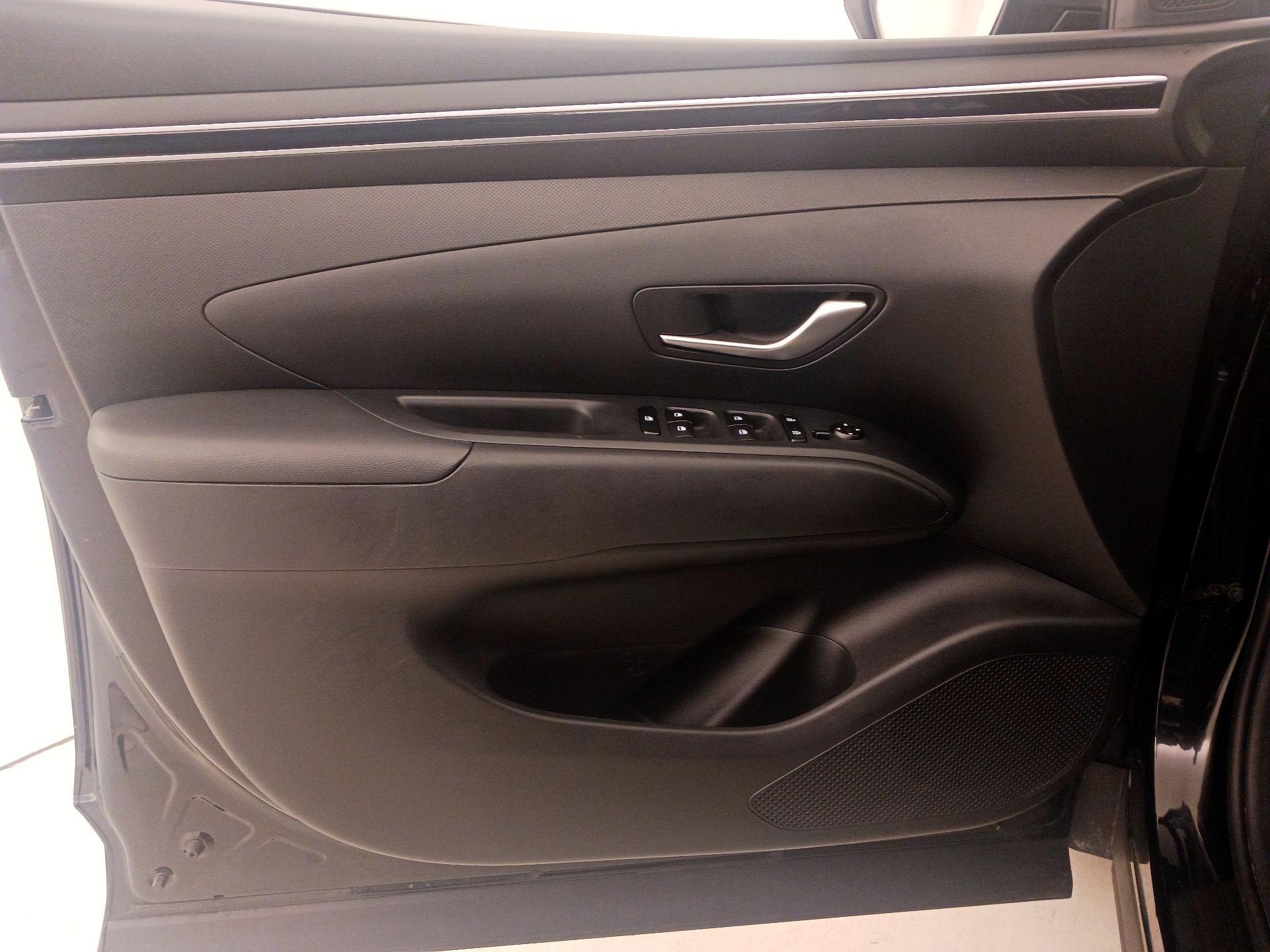 Thumbnail: 2023 Hyundai Tucson - 12