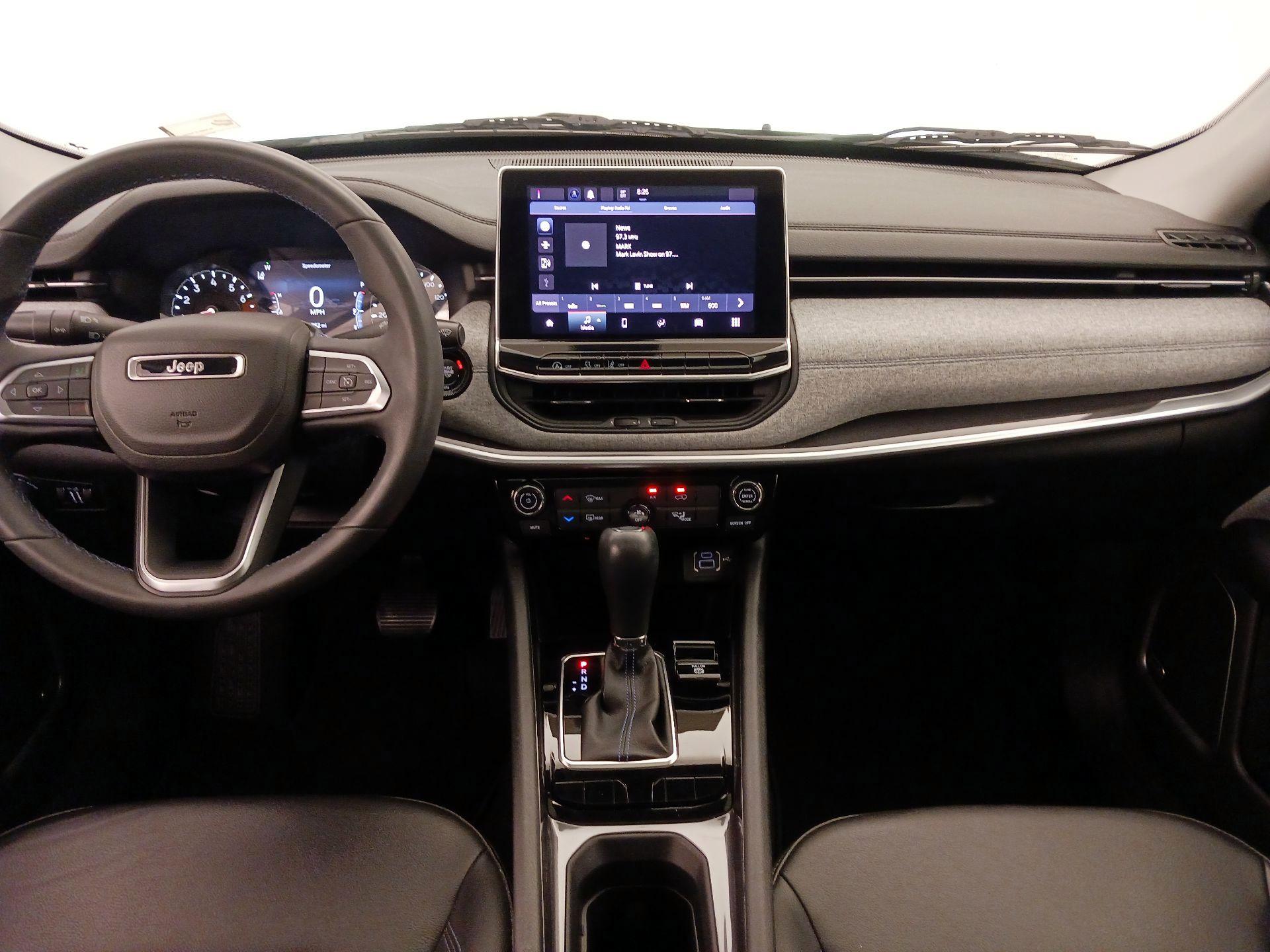Thumbnail: 2022 Jeep Compass - 9