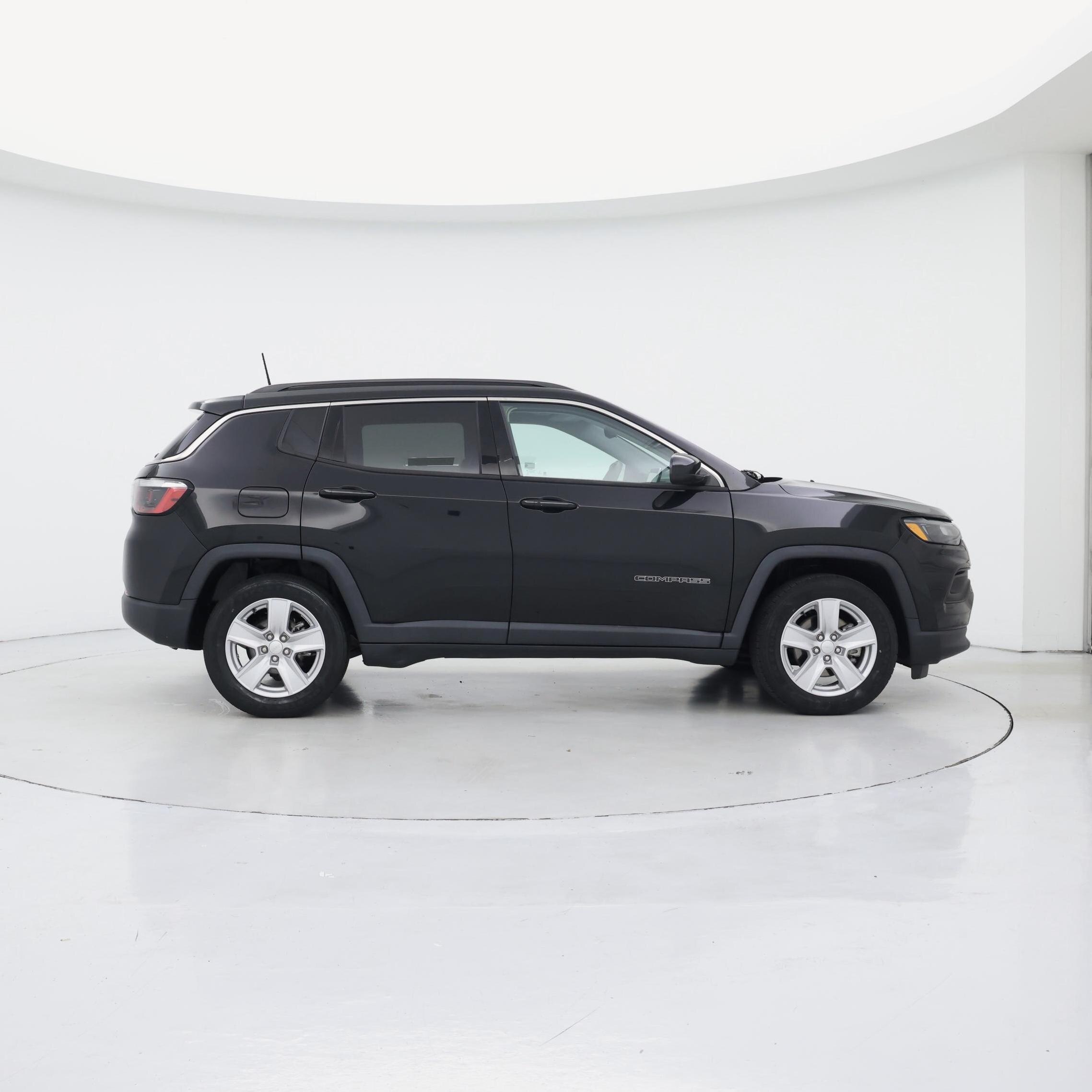 Thumbnail: 2022 Jeep Compass - 7
