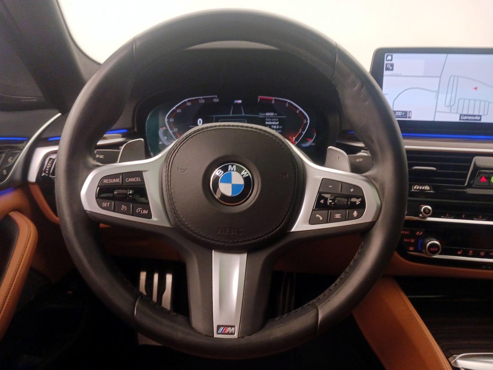 2023 BMW 5 Series 530i - Photo 11