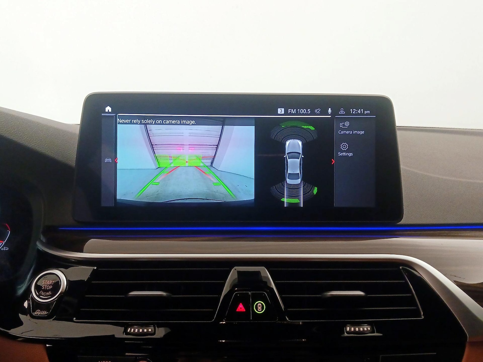 2023 BMW 5 Series 530i - Photo 16