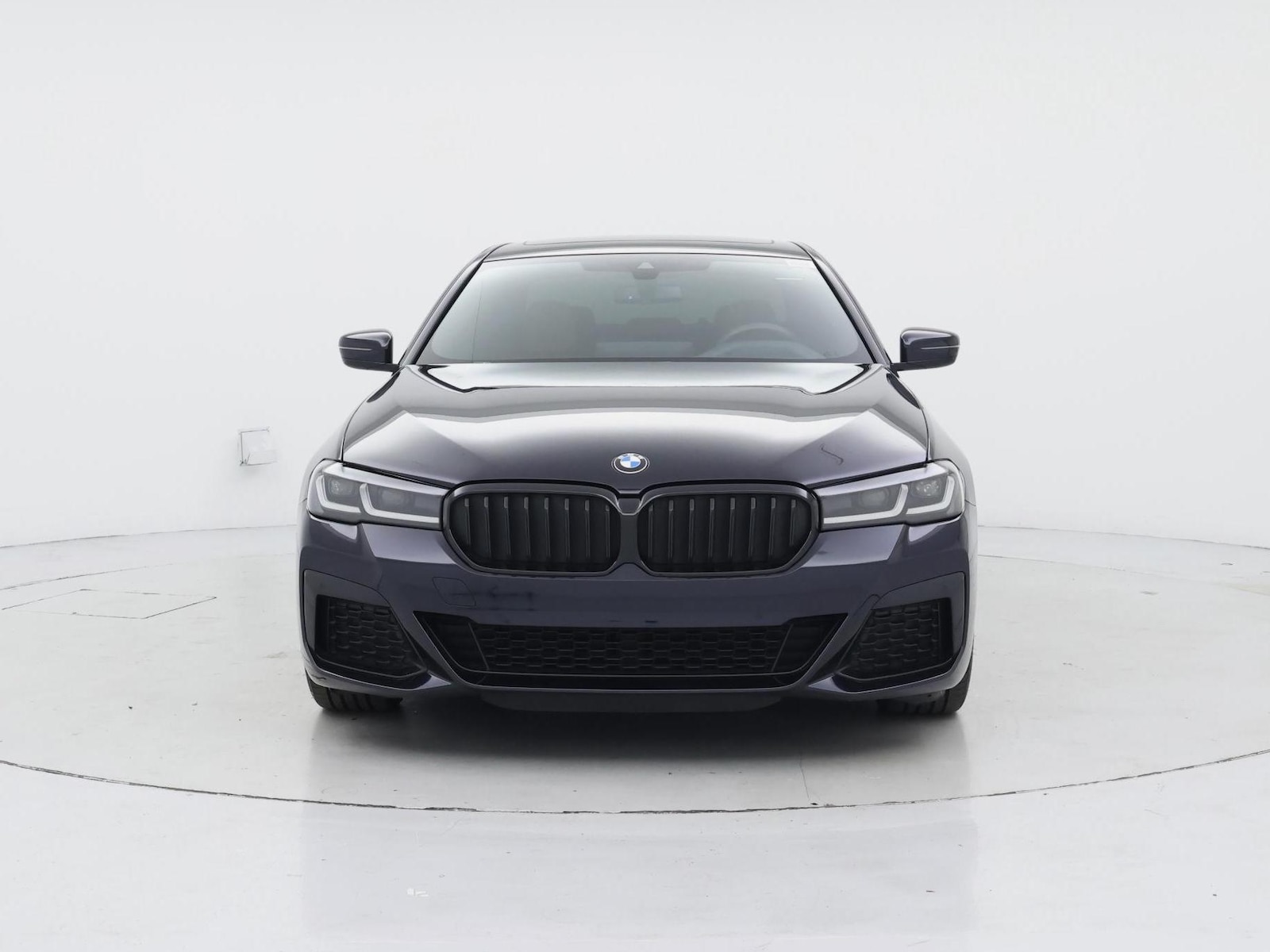 2023 BMW 5 Series 530i - Photo 6