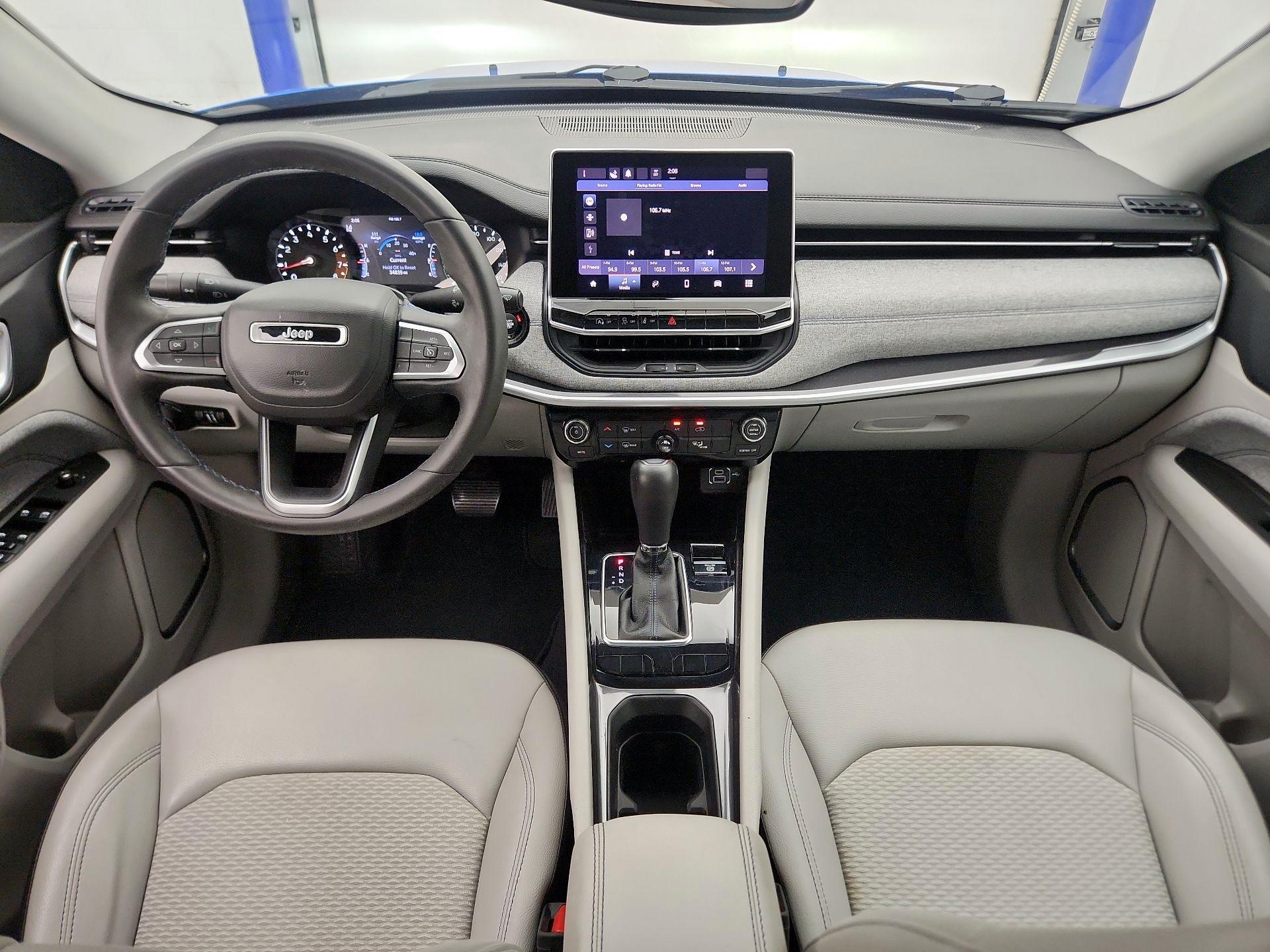 Thumbnail: 2022 Jeep Compass - 9