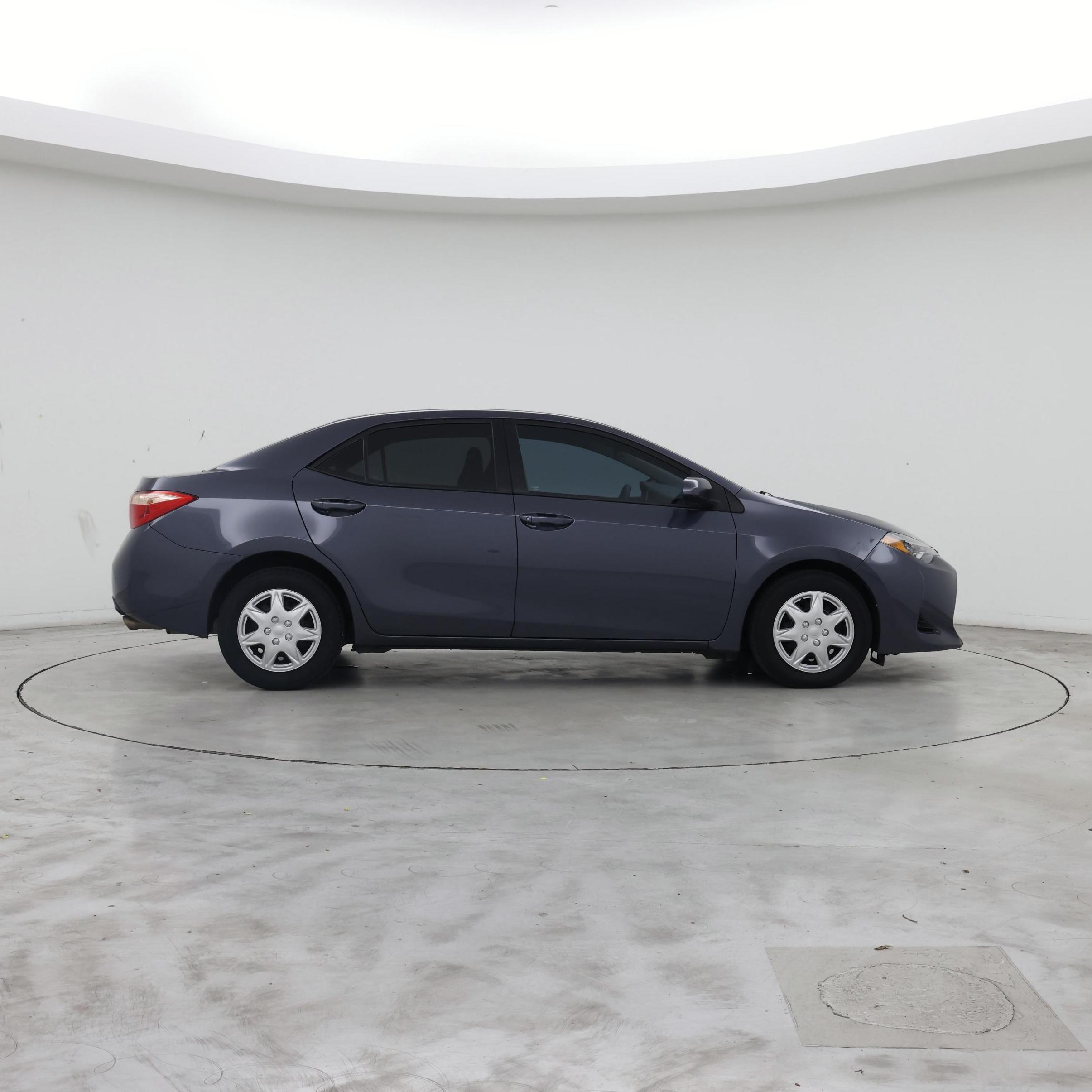 Thumbnail: 2018 Toyota Corolla - 7