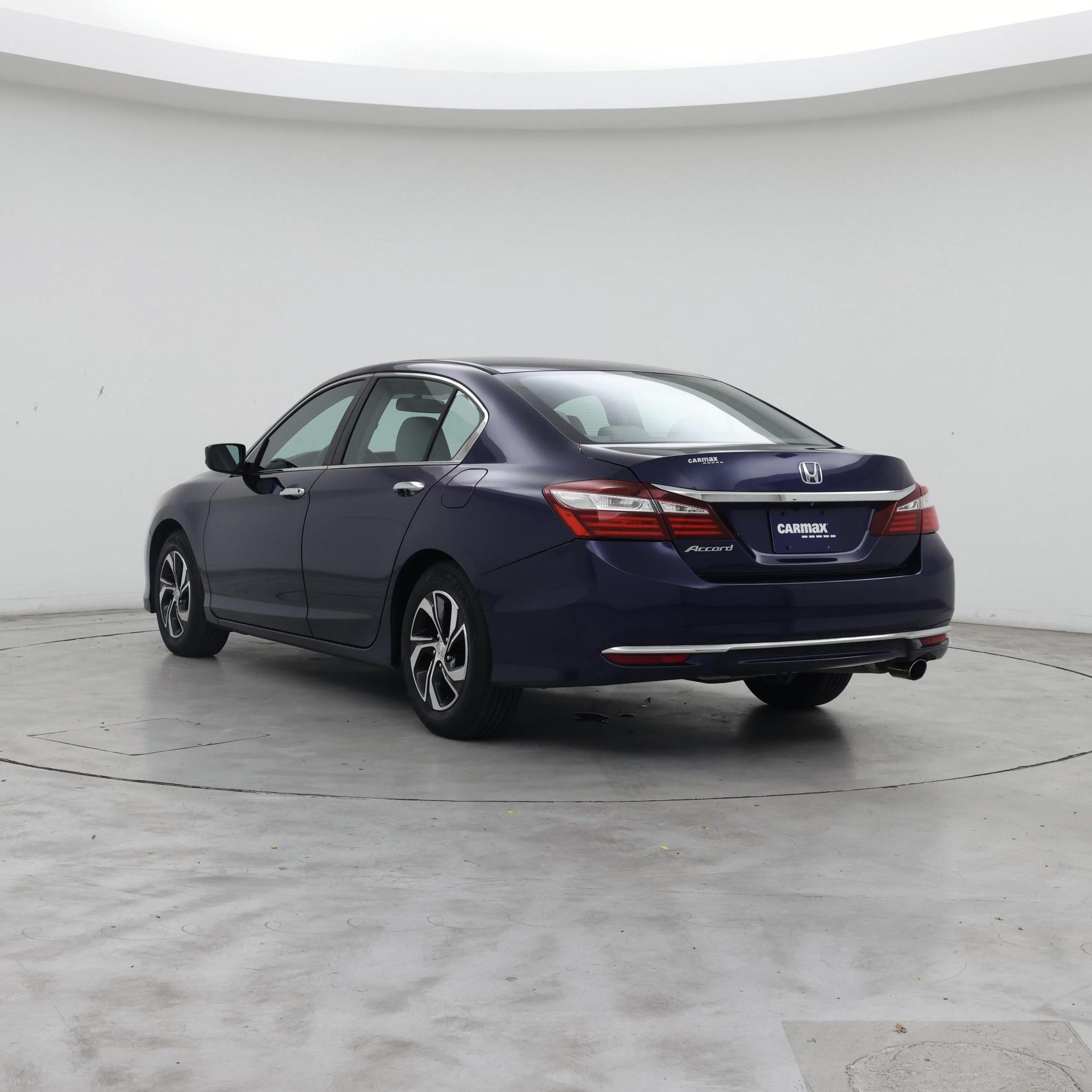 Thumbnail: 2017 Honda Accord - 2