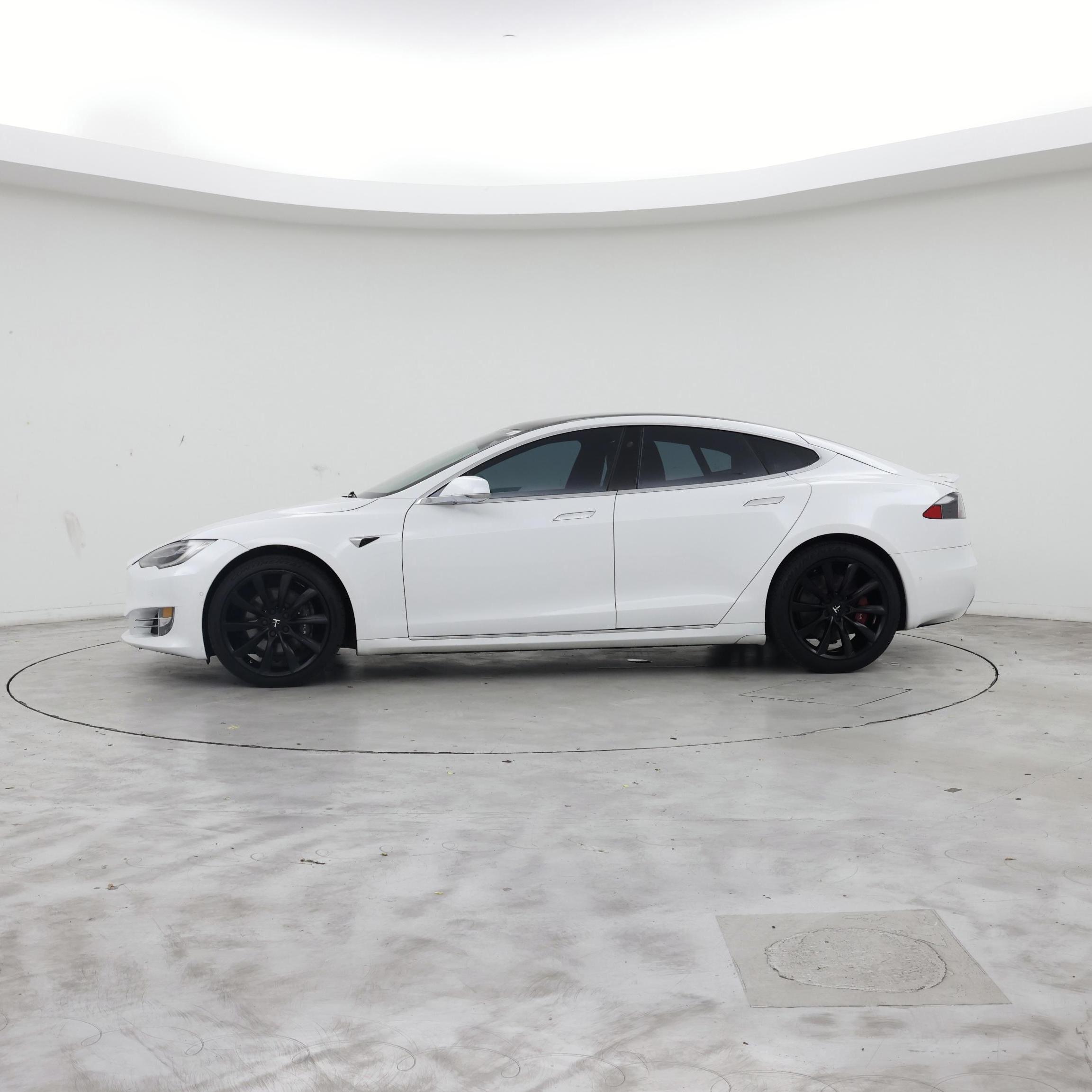 Thumbnail: 2021 Tesla Model S - 3