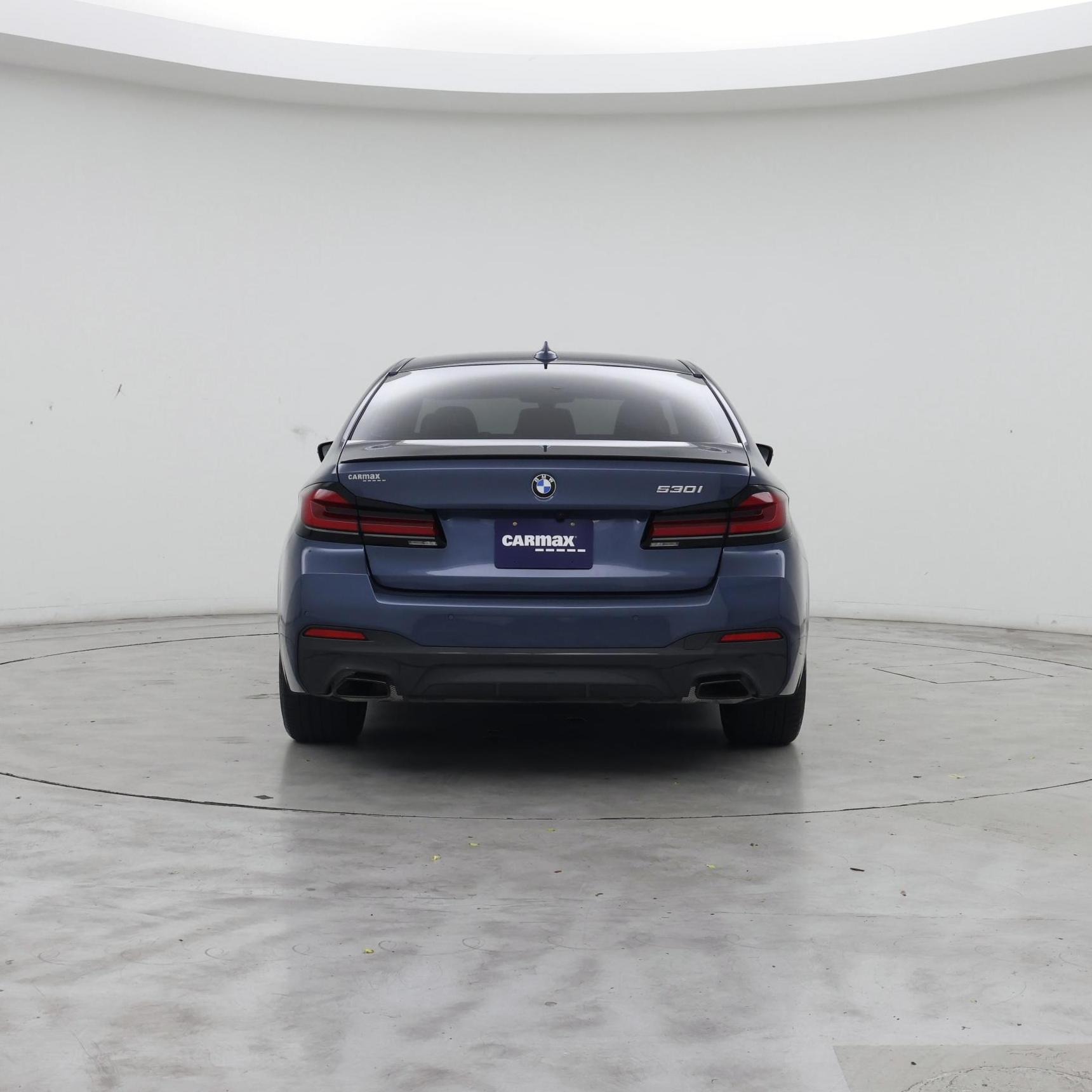 Thumbnail: 2023 BMW 5 Series - 6