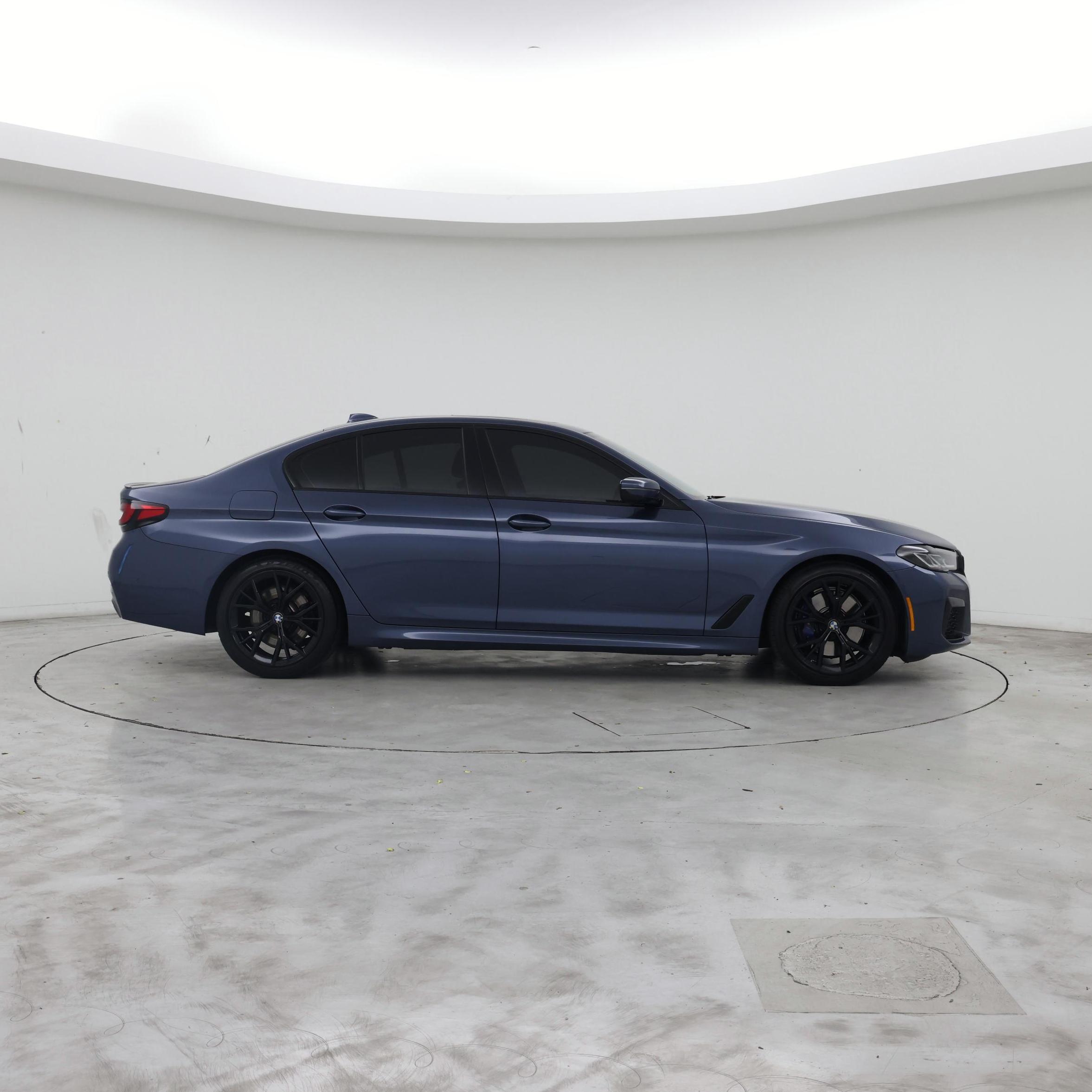 Thumbnail: 2023 BMW 5 Series - 7
