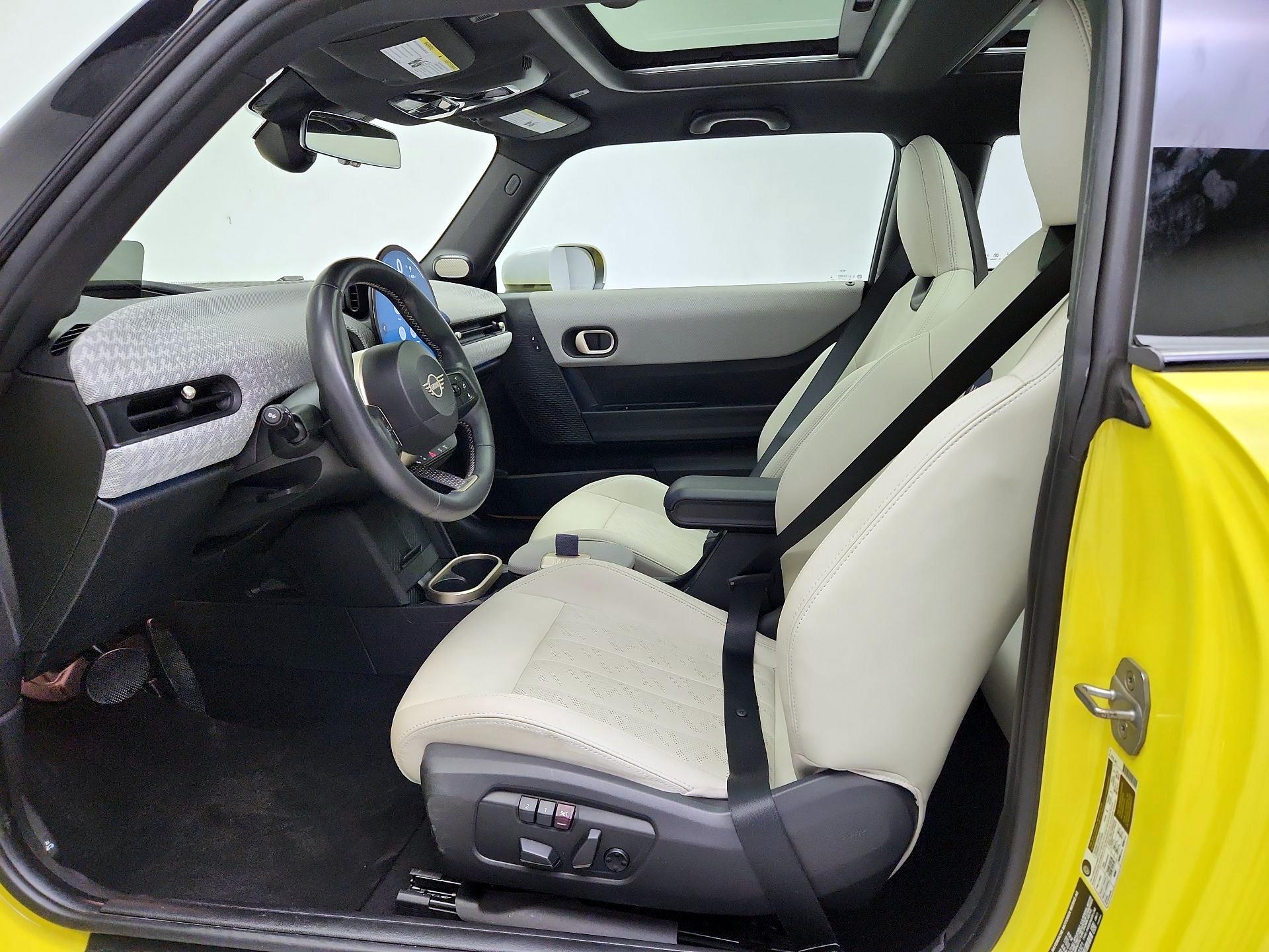 Thumbnail: 2025 MINI Cooper Hardtop - 11
