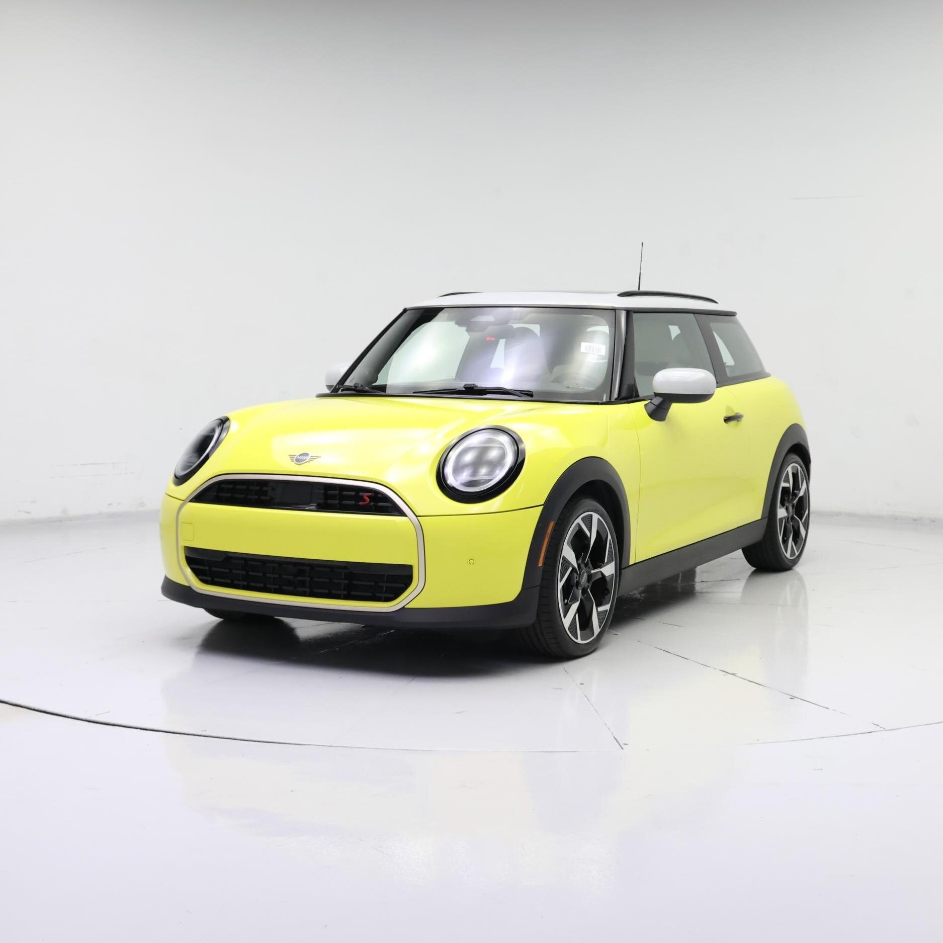Thumbnail: 2025 MINI Cooper Hardtop - 4