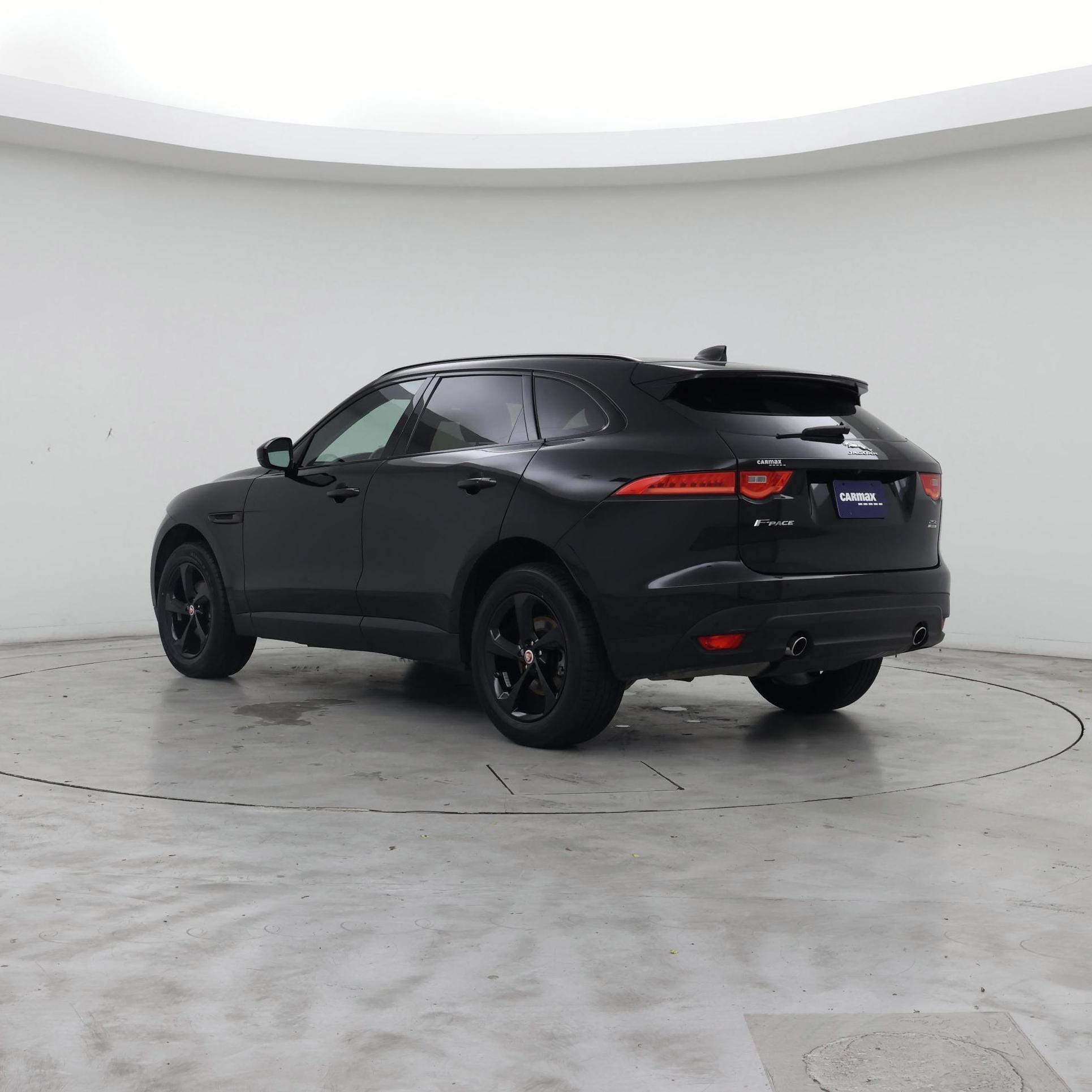 Thumbnail: 2020 Jaguar F-Pace - 2