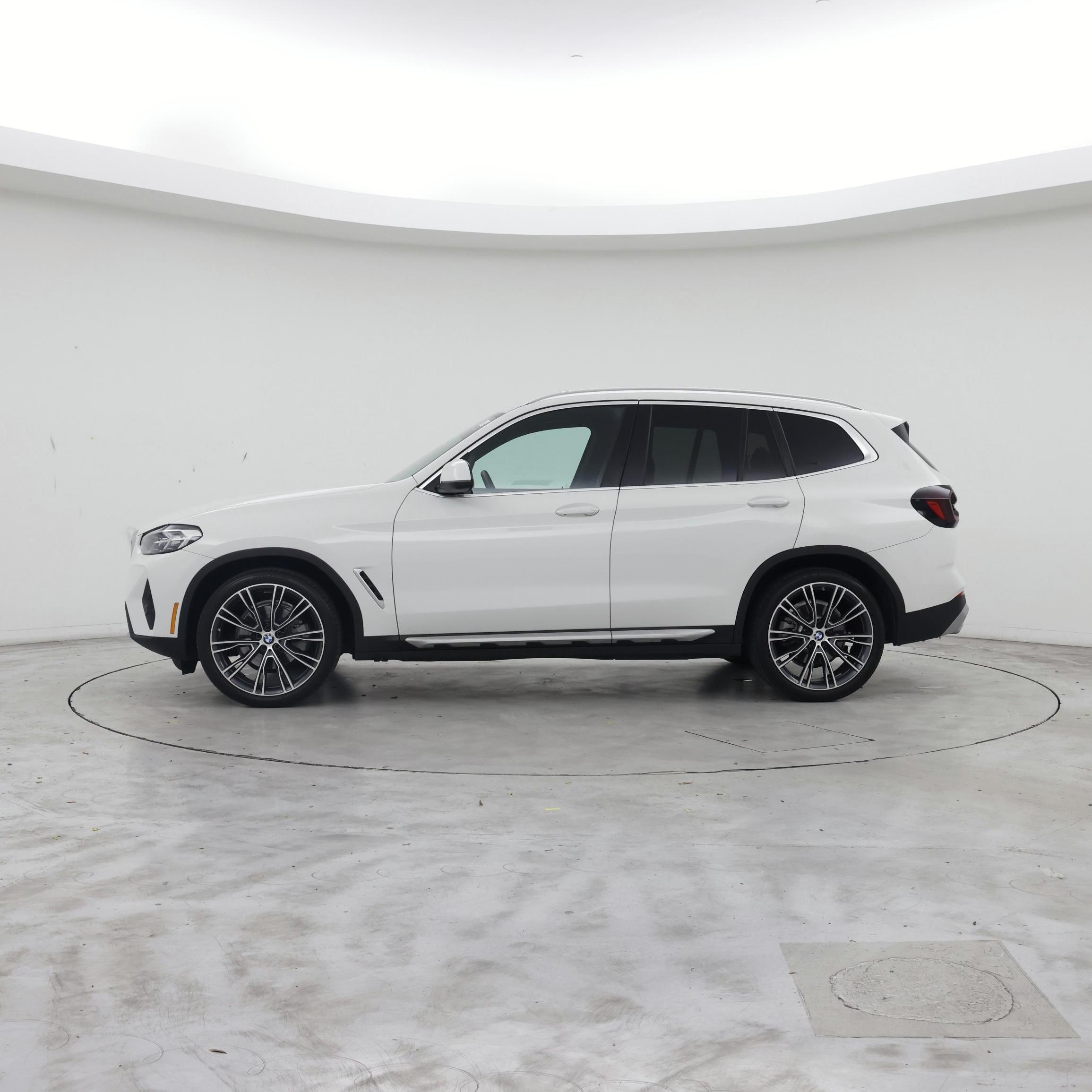 Thumbnail: 2024 BMW X3 - 3