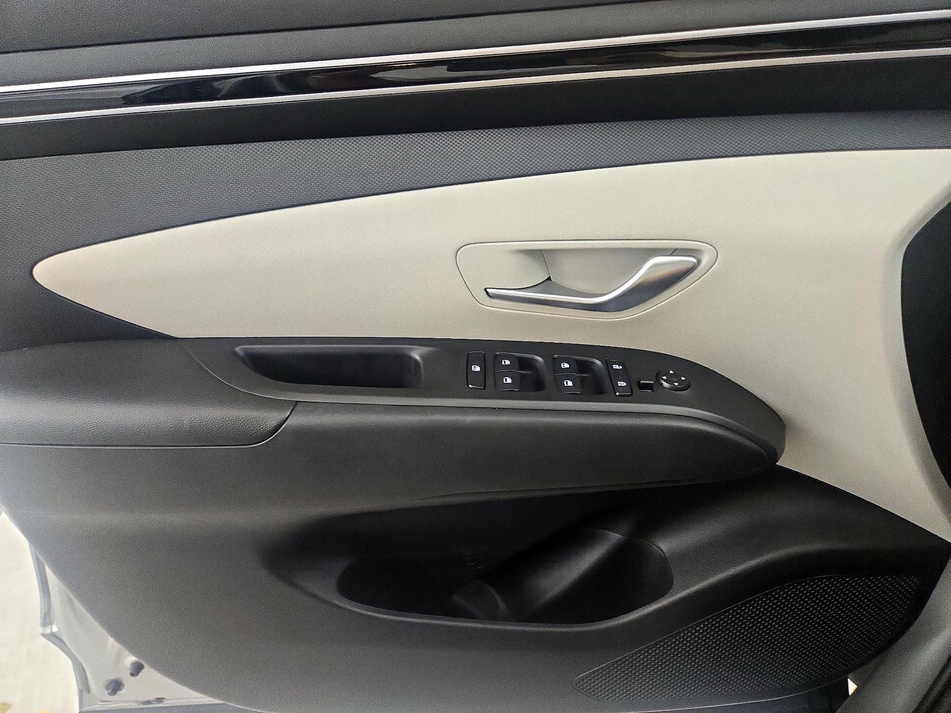 Thumbnail: 2023 Hyundai Tucson - 12