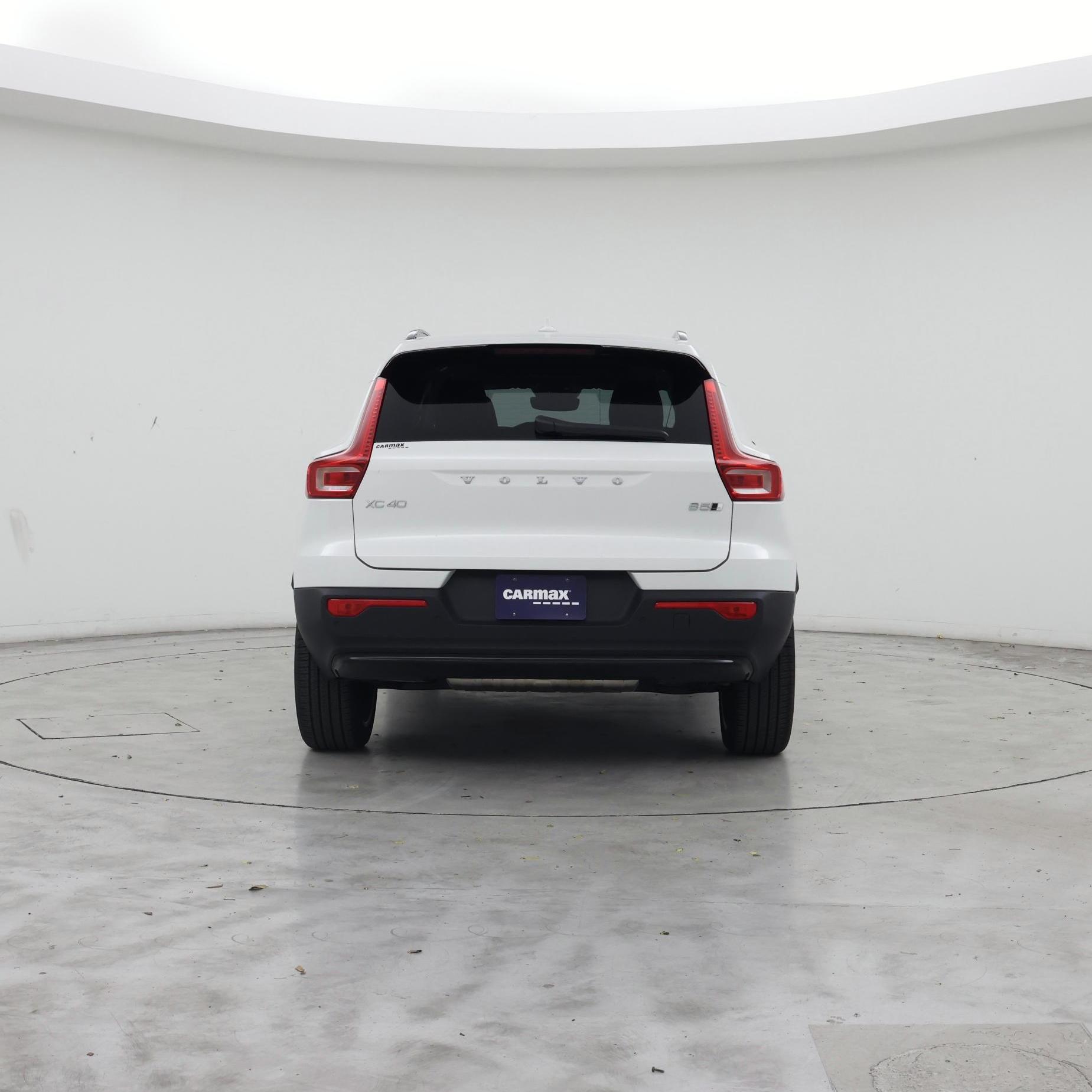 Thumbnail: 2023 Volvo XC40 - 6