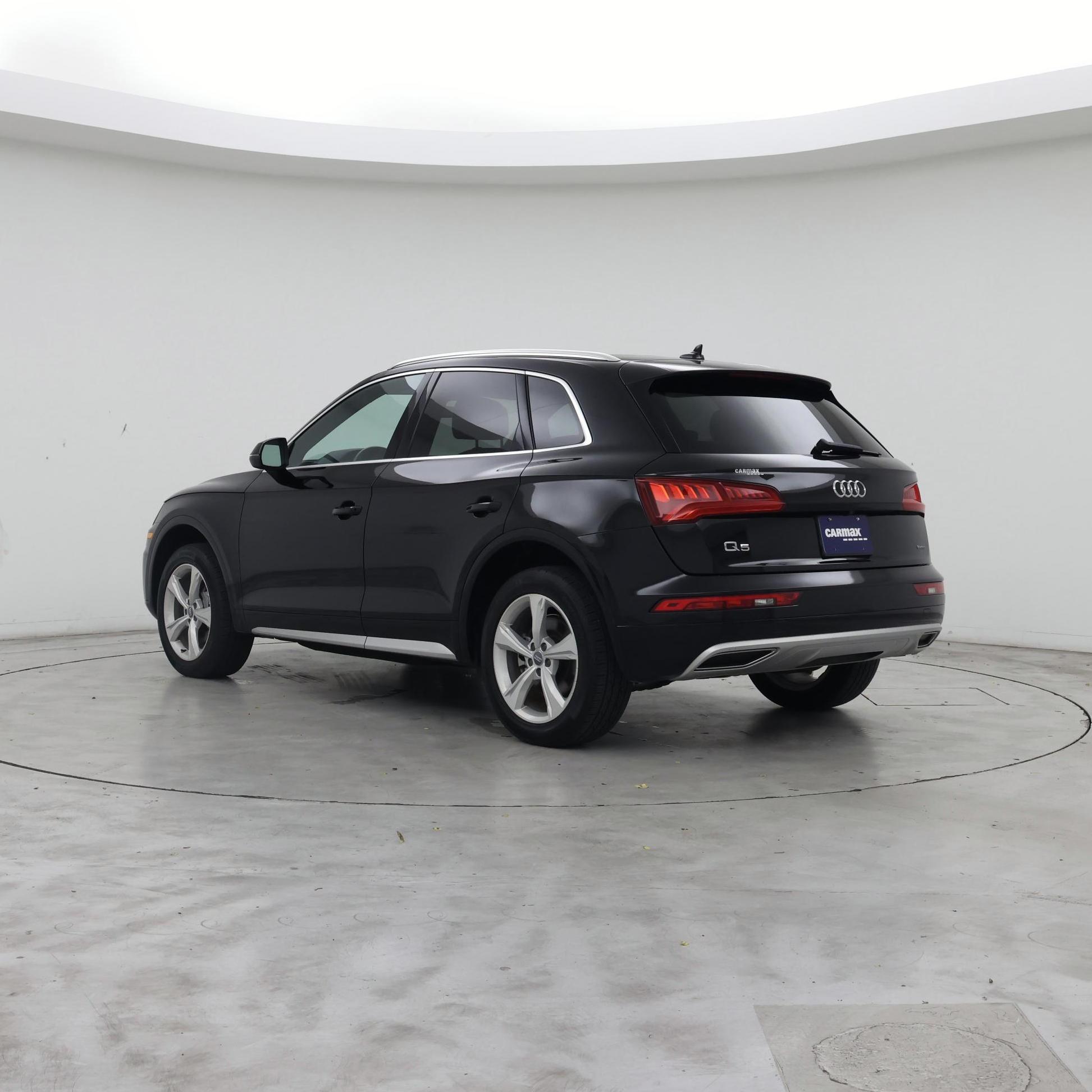 Thumbnail: 2020 Audi Q5 - 2
