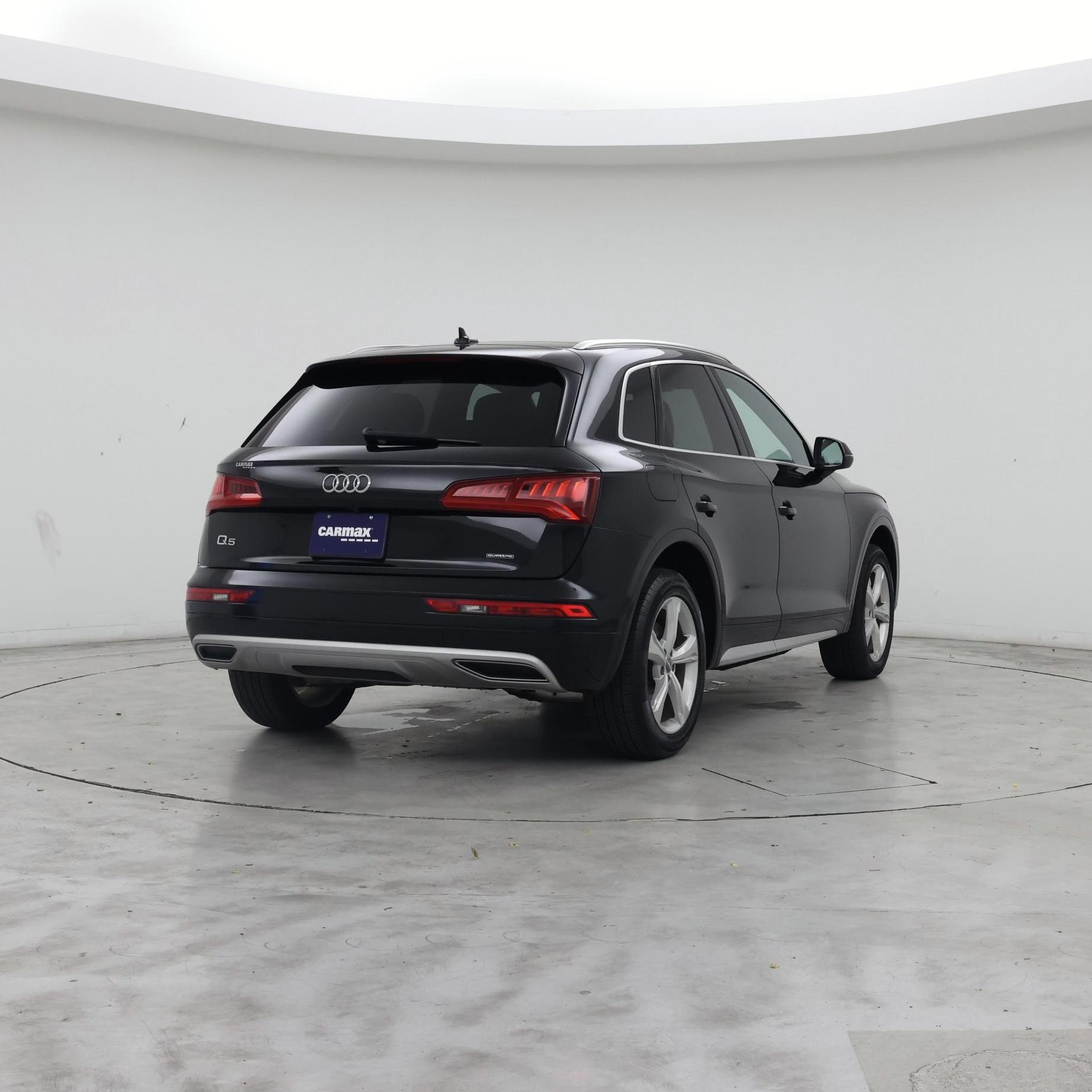 Thumbnail: 2020 Audi Q5 - 8