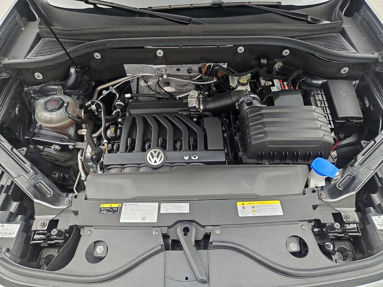 2023 Volkswagen Atlas SEL Premium R-Line - Photo 25