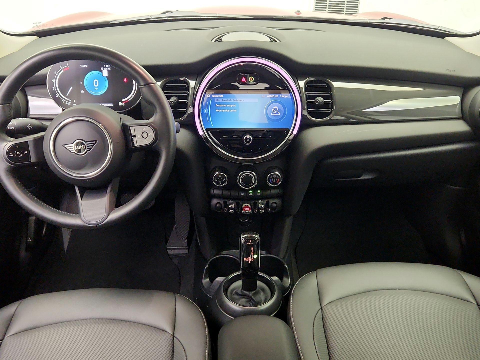 Thumbnail: 2024 MINI Cooper Hardtop - 9