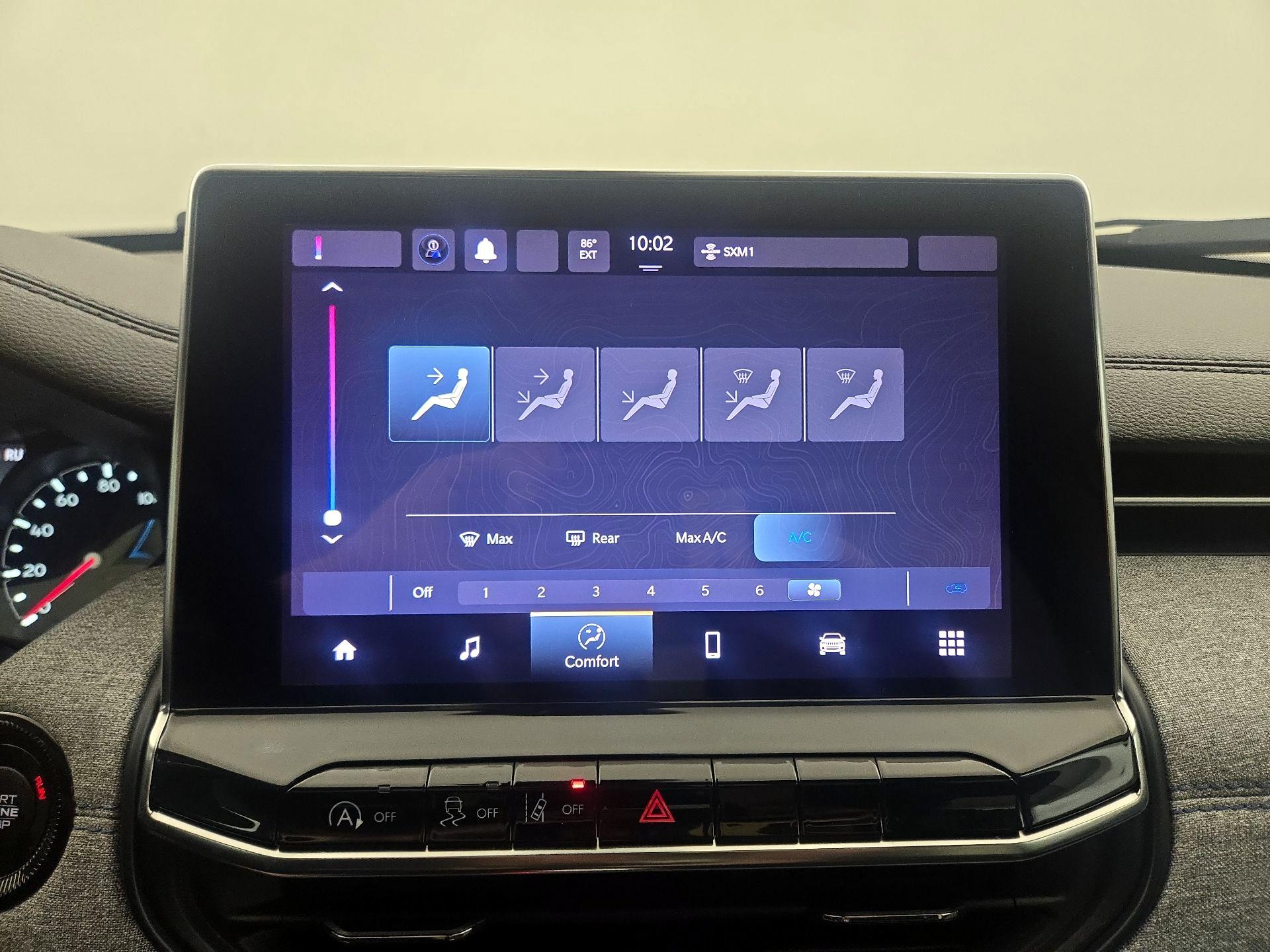 Thumbnail: 2022 Jeep Compass - 16