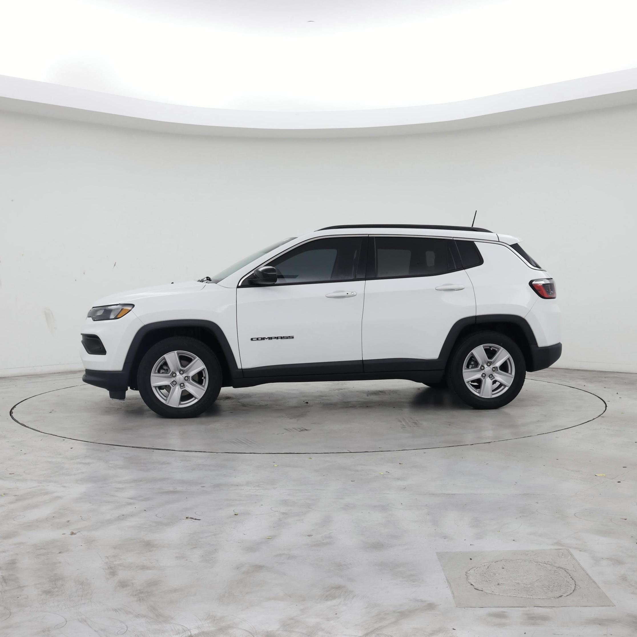 Thumbnail: 2022 Jeep Compass - 3