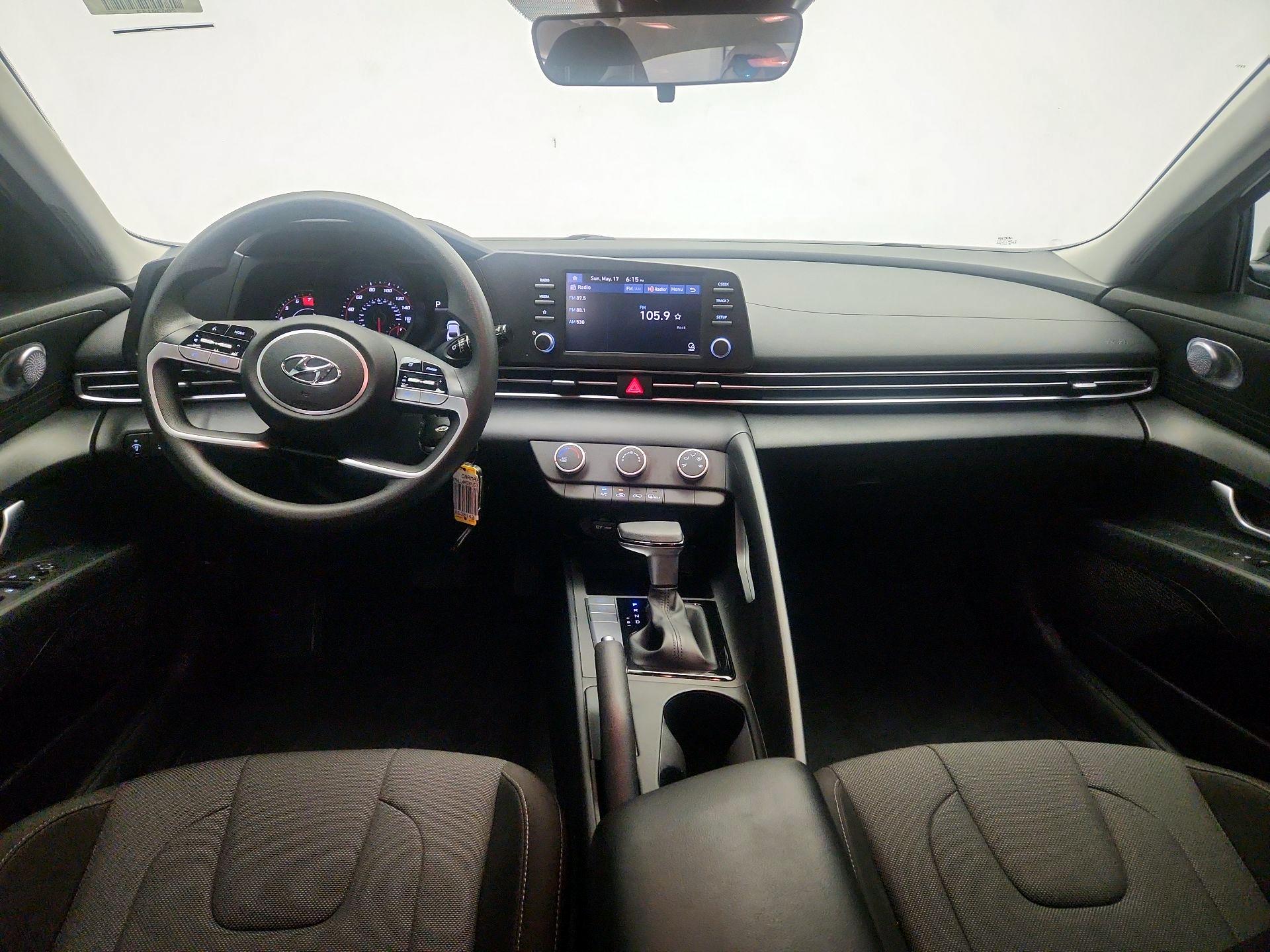 Thumbnail: 2023 Hyundai Elantra - 9