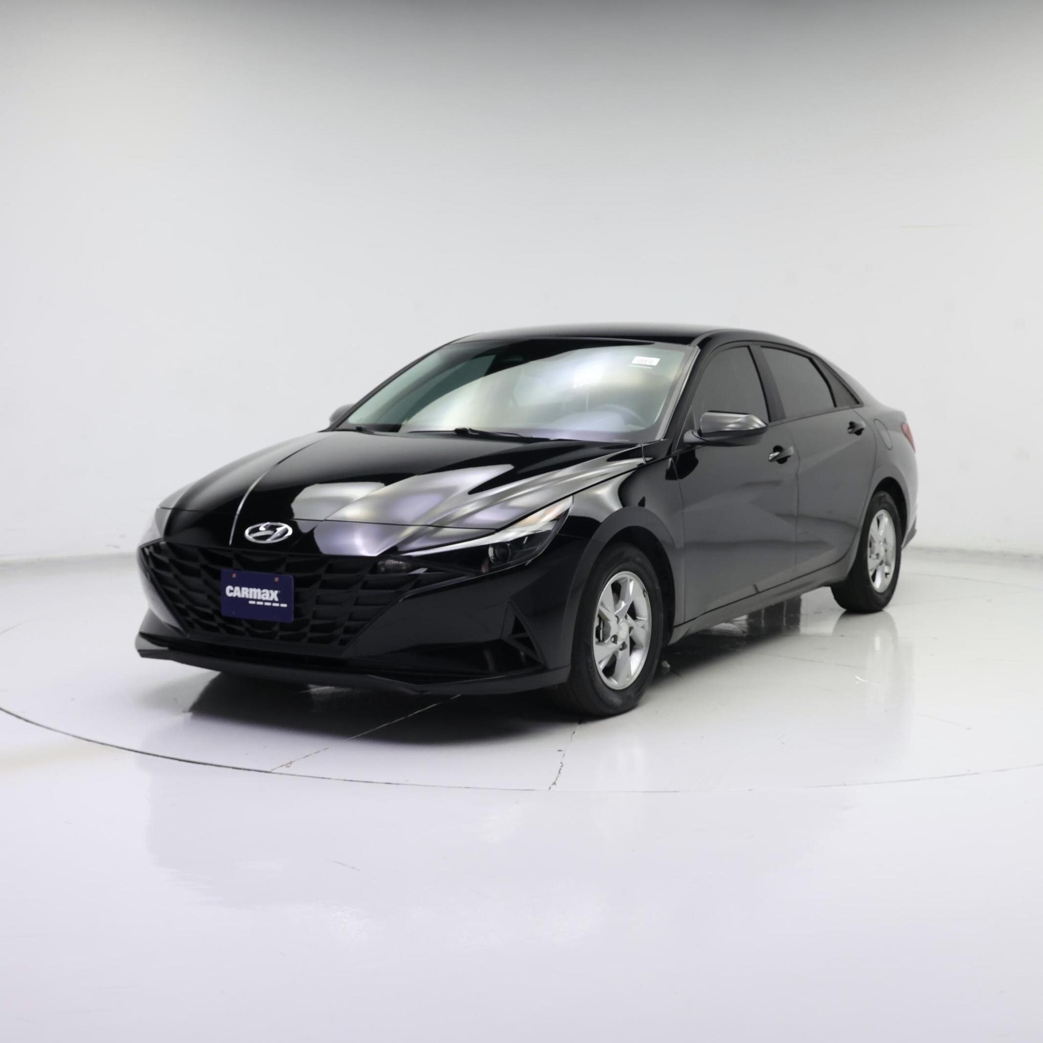 Thumbnail: 2023 Hyundai Elantra - 4