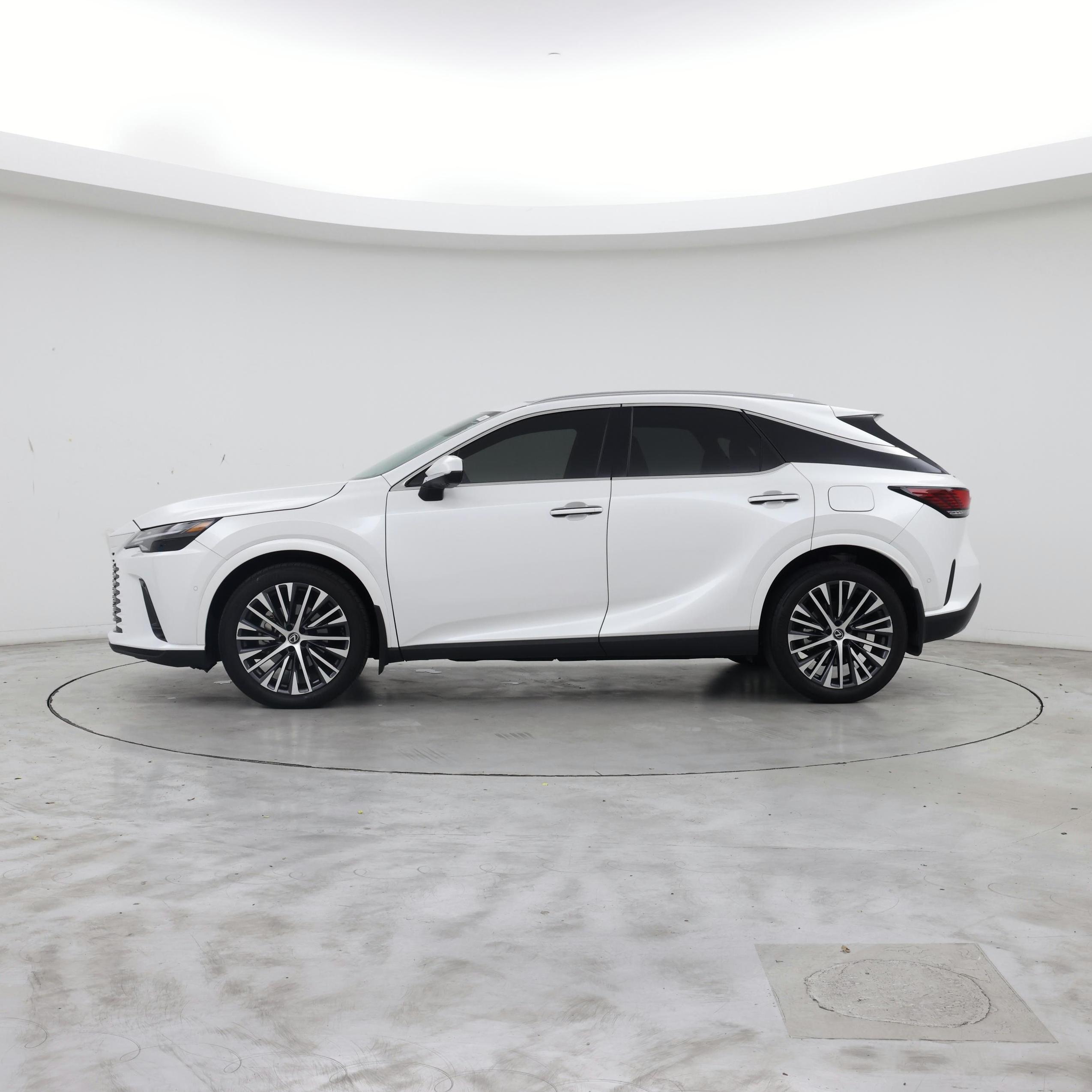 Thumbnail: 2023 Lexus RX - 3