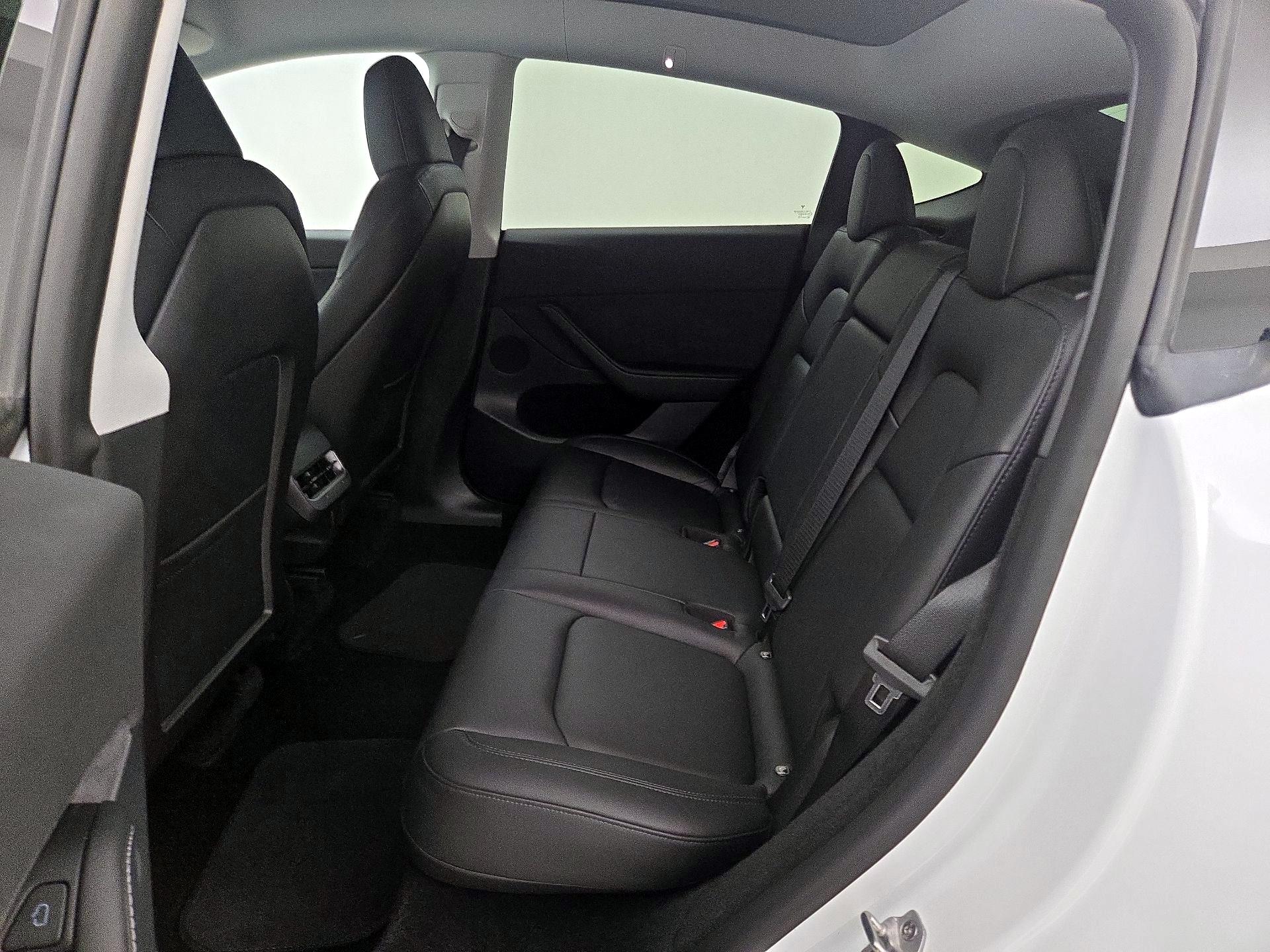 Thumbnail: 2023 Tesla Model Y - 20