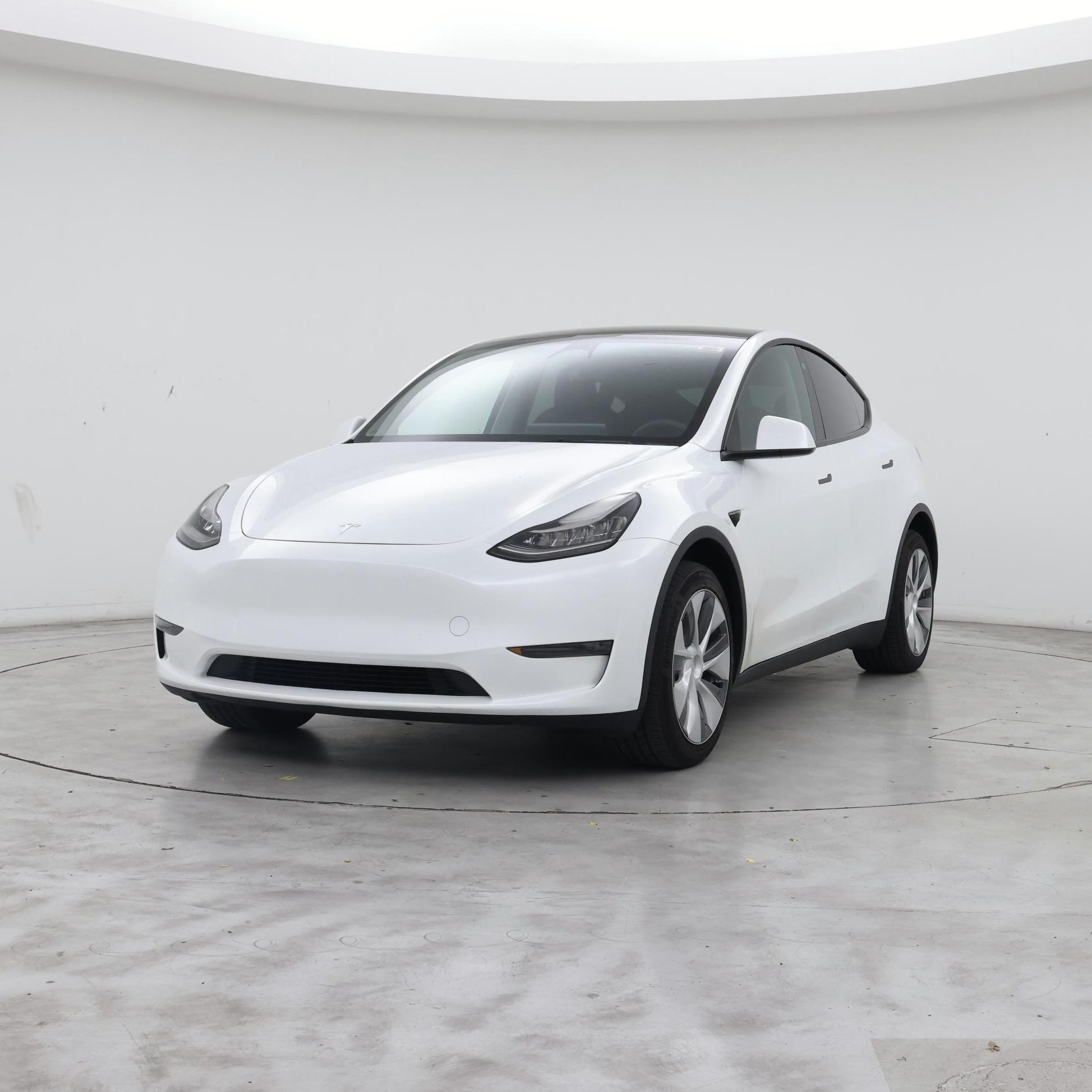 Thumbnail: 2023 Tesla Model Y - 4