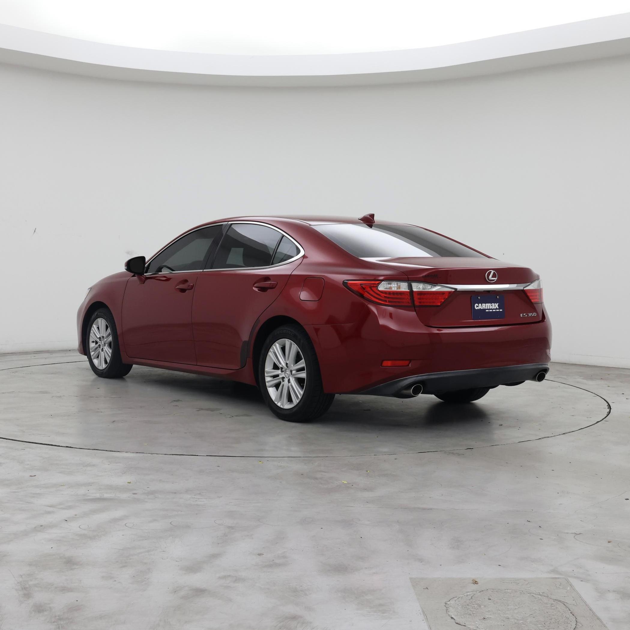 Thumbnail: 2015 Lexus ES - 2