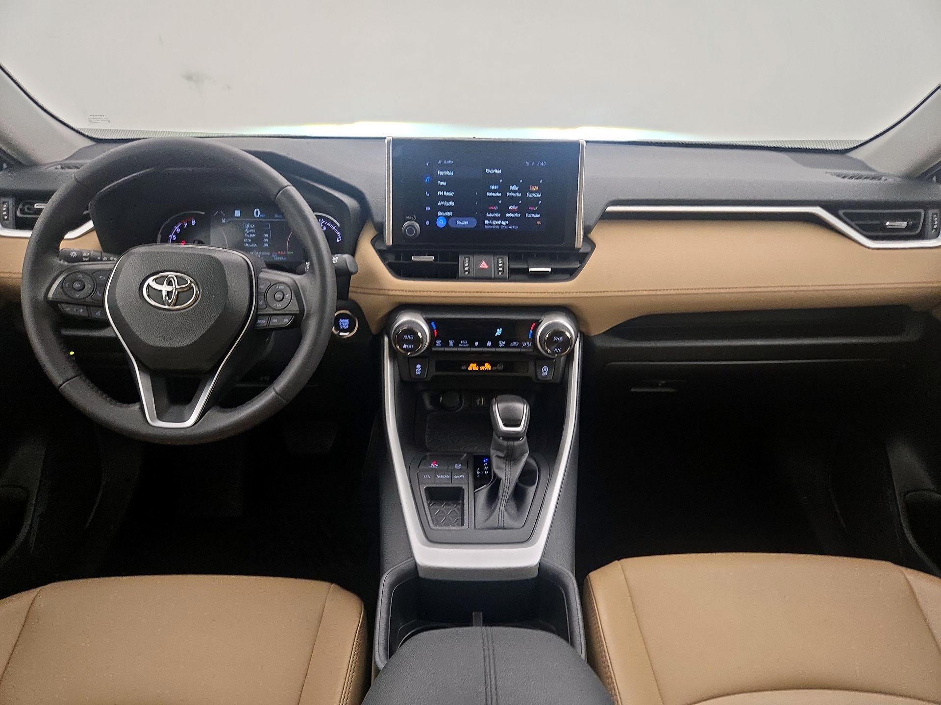Thumbnail: 2024 Toyota RAV4 - 9