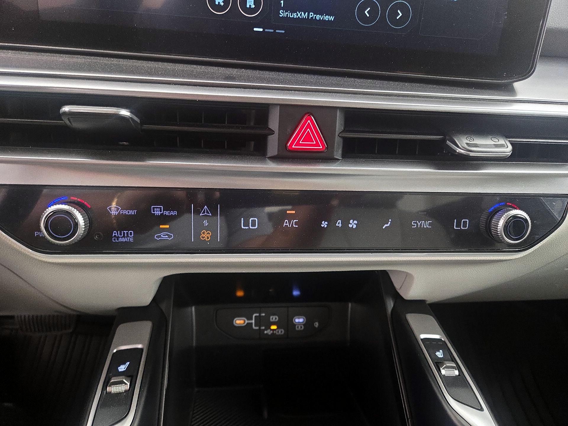 Thumbnail: 2025 Kia Sorento - 17