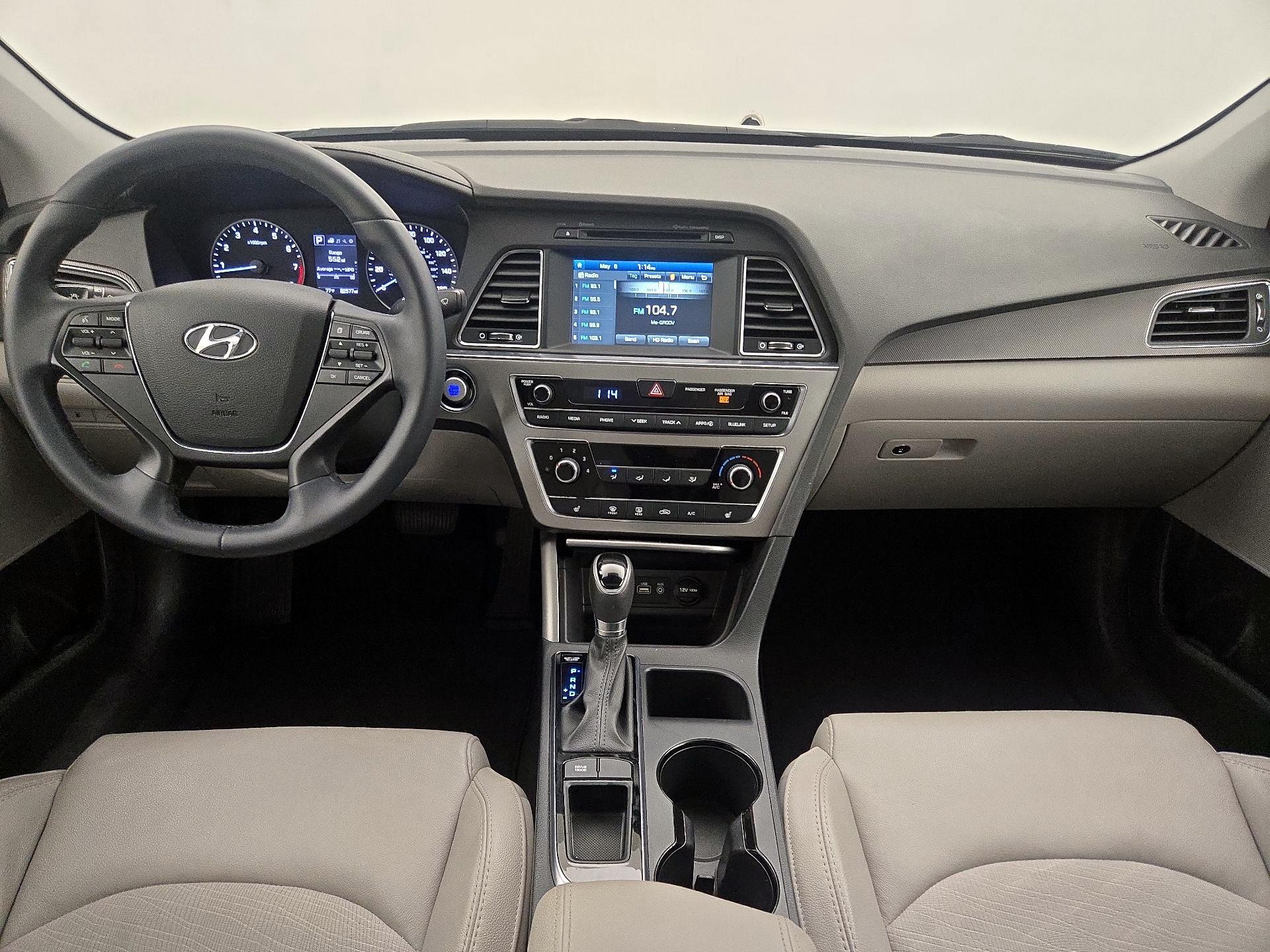 Thumbnail: 2017 Hyundai Sonata - 9