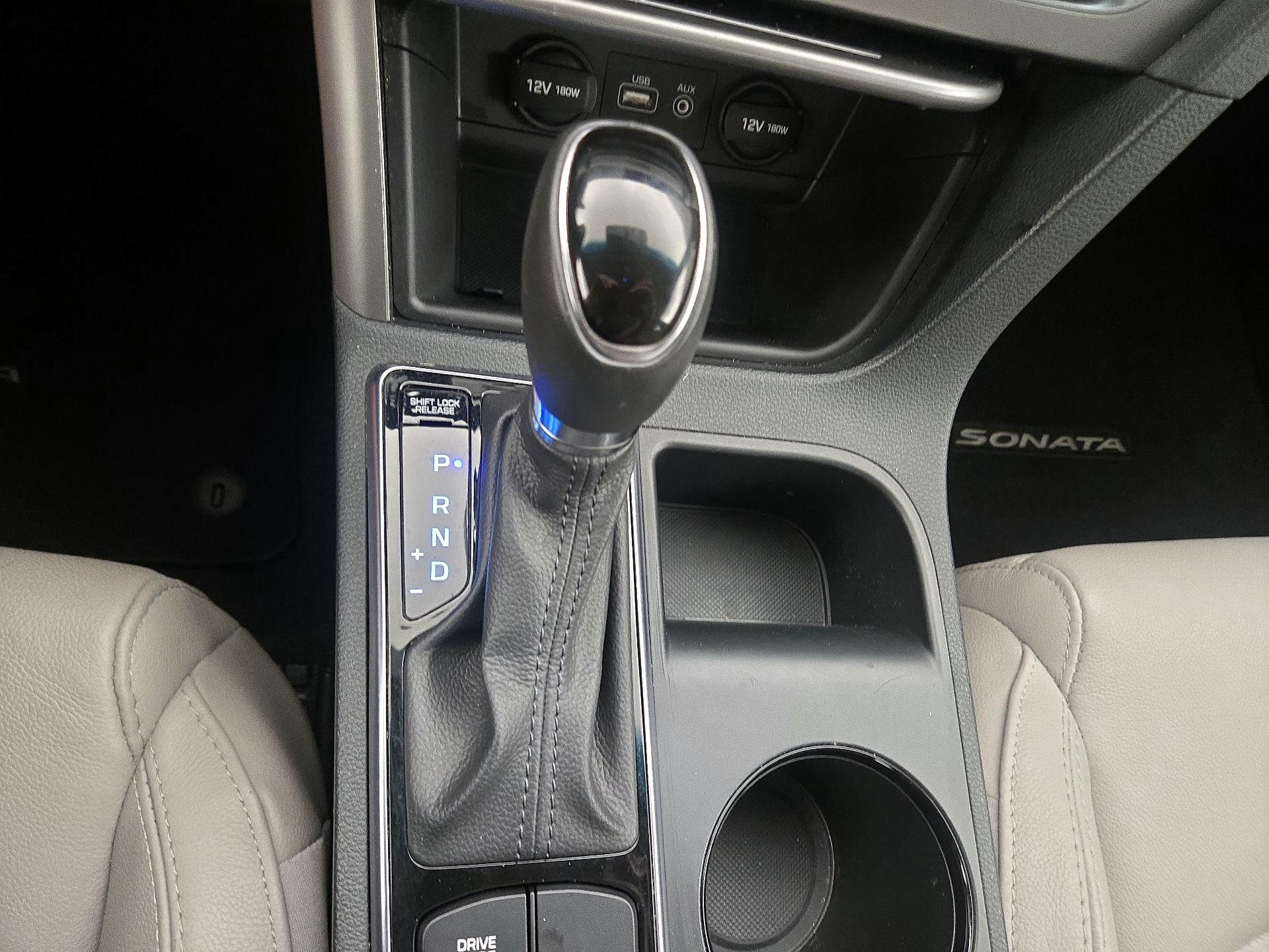 Thumbnail: 2017 Hyundai Sonata - 17