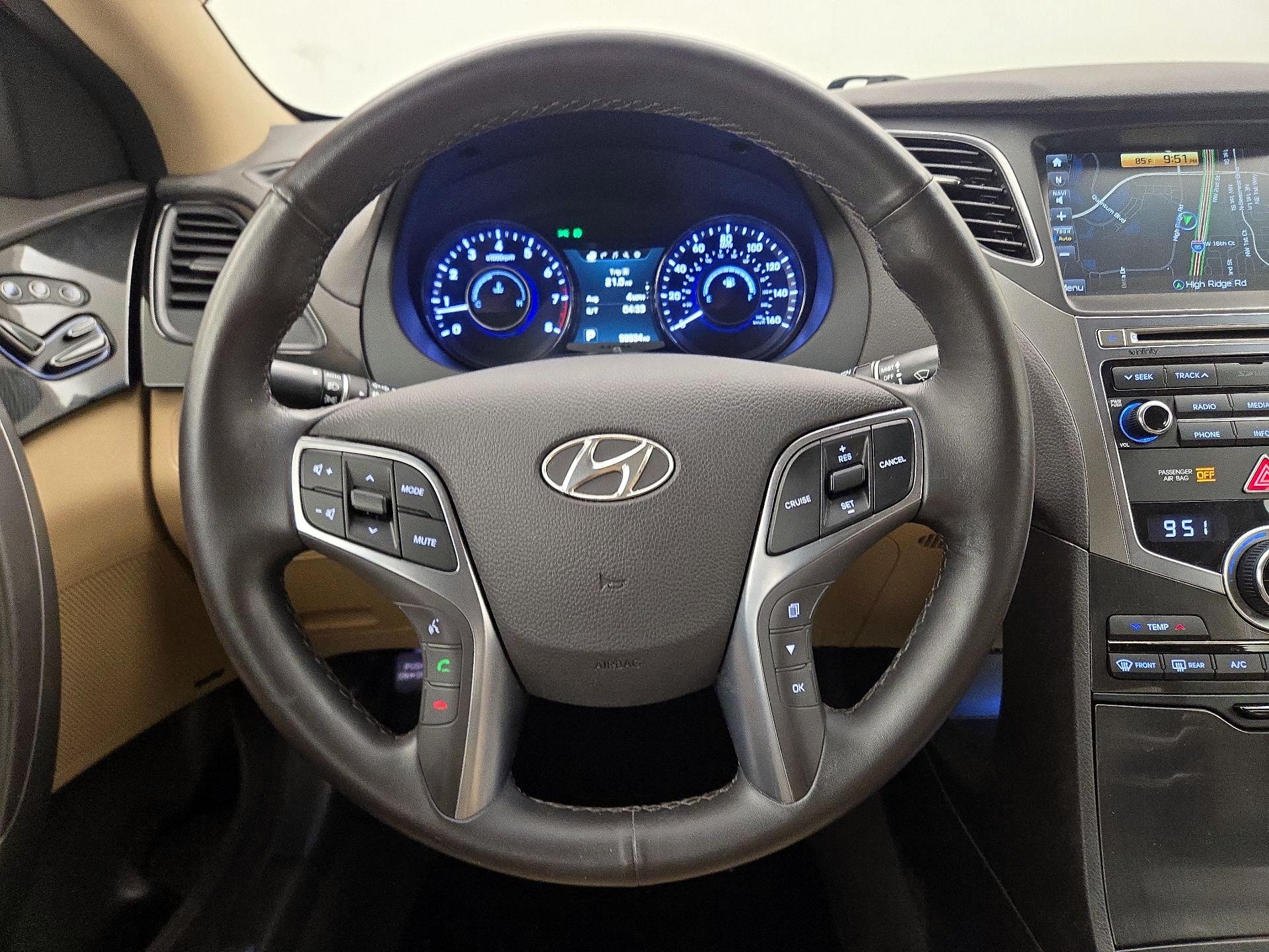 Thumbnail: 2016 Hyundai Azera - 10